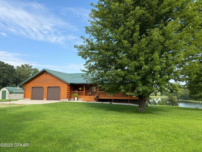 17021 470th Street Property Photo 3