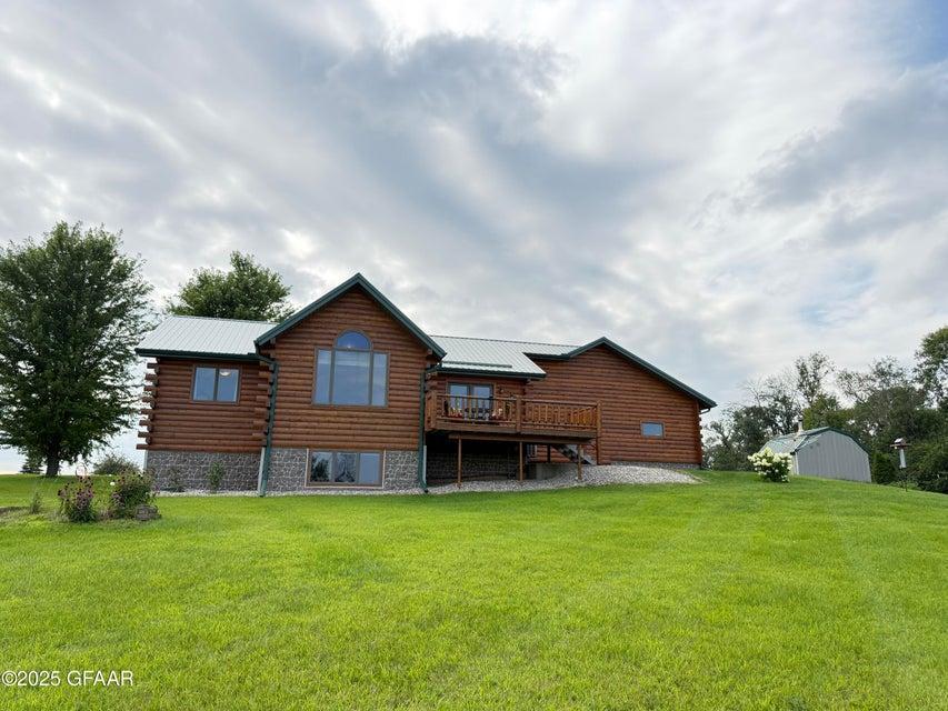17021 470th Street Property Photo 4