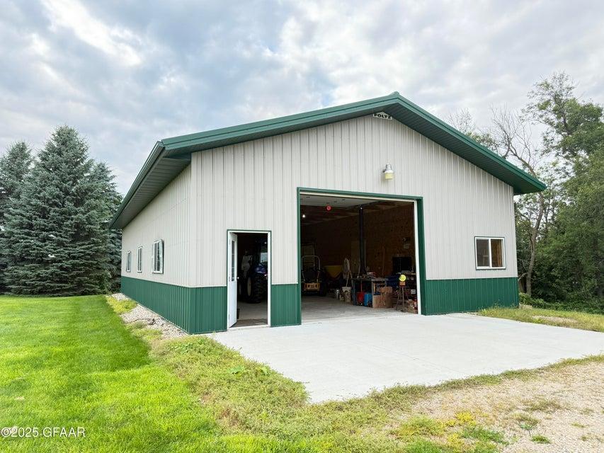 17021 470th Street Property Photo 5