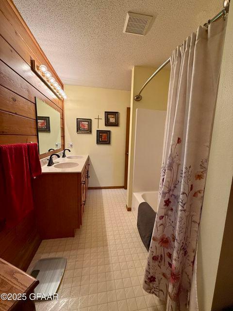 17021 470th Street Property Photo 26