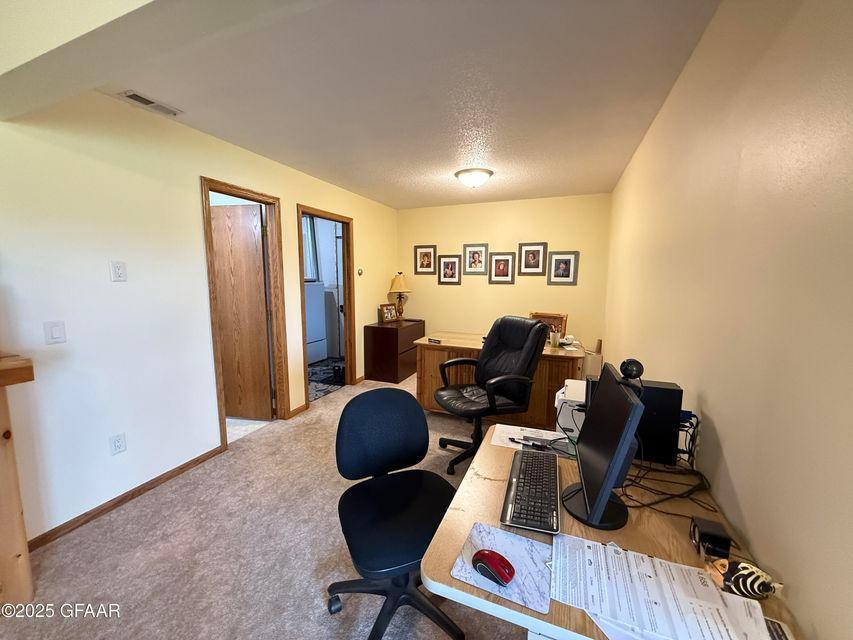 17021 470th Street Property Photo 31
