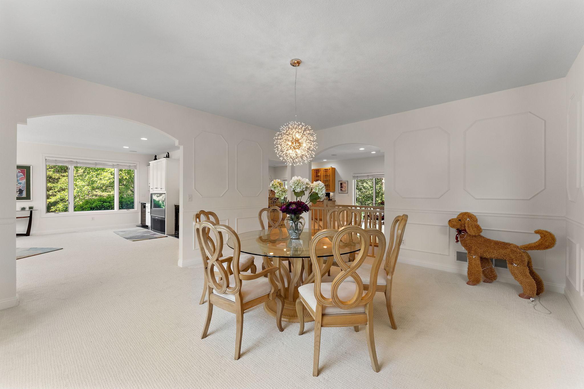 2935 Minnehaha Curve E Property Photo 6