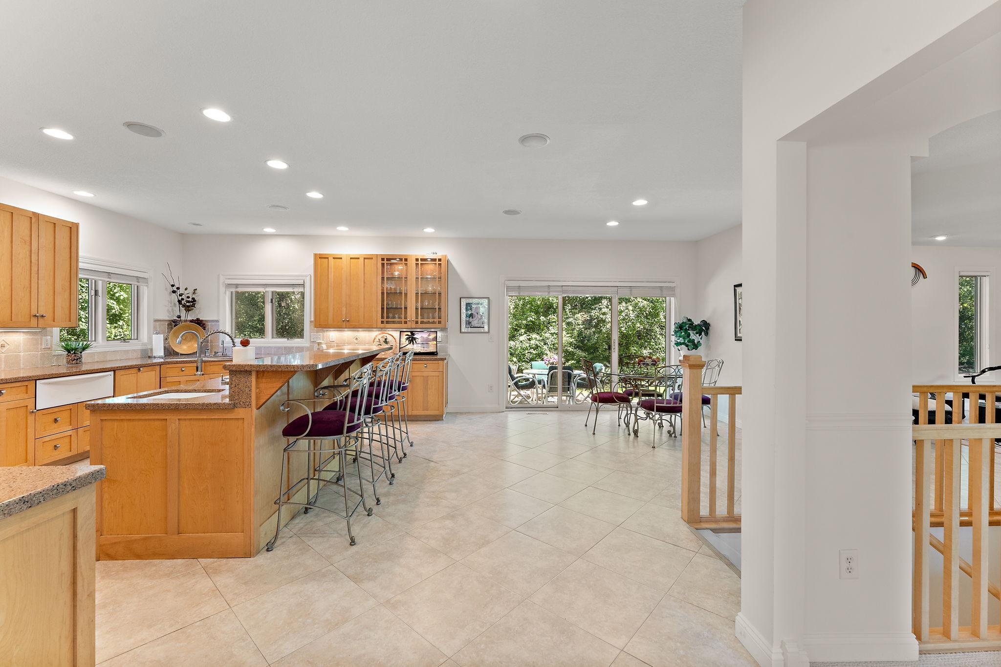 2935 Minnehaha Curve E Property Photo 10