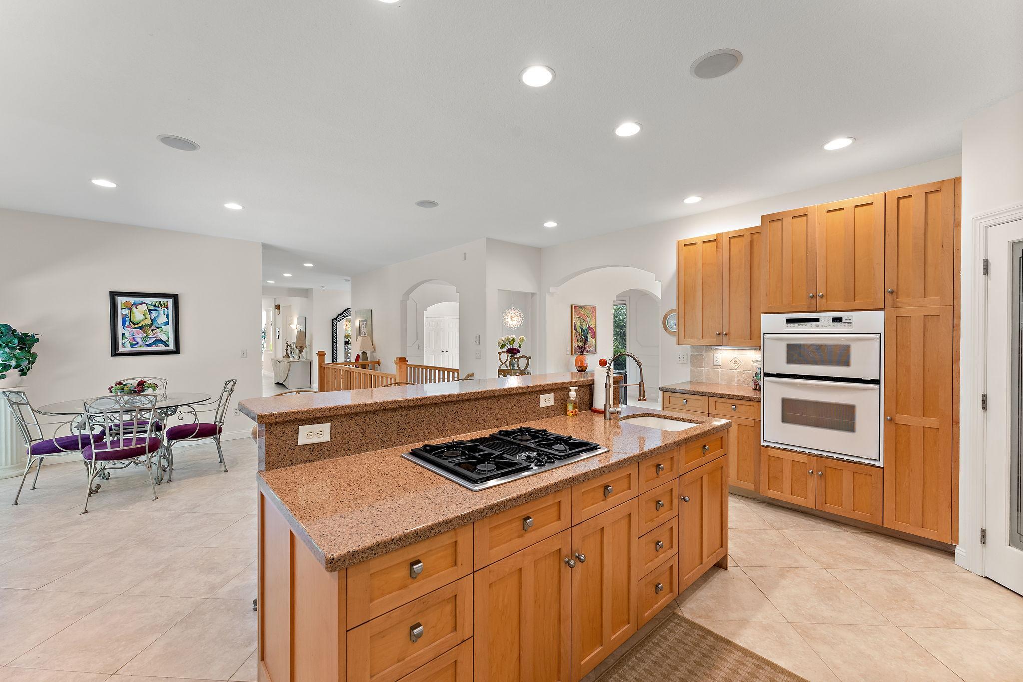 2935 Minnehaha Curve E Property Photo 12