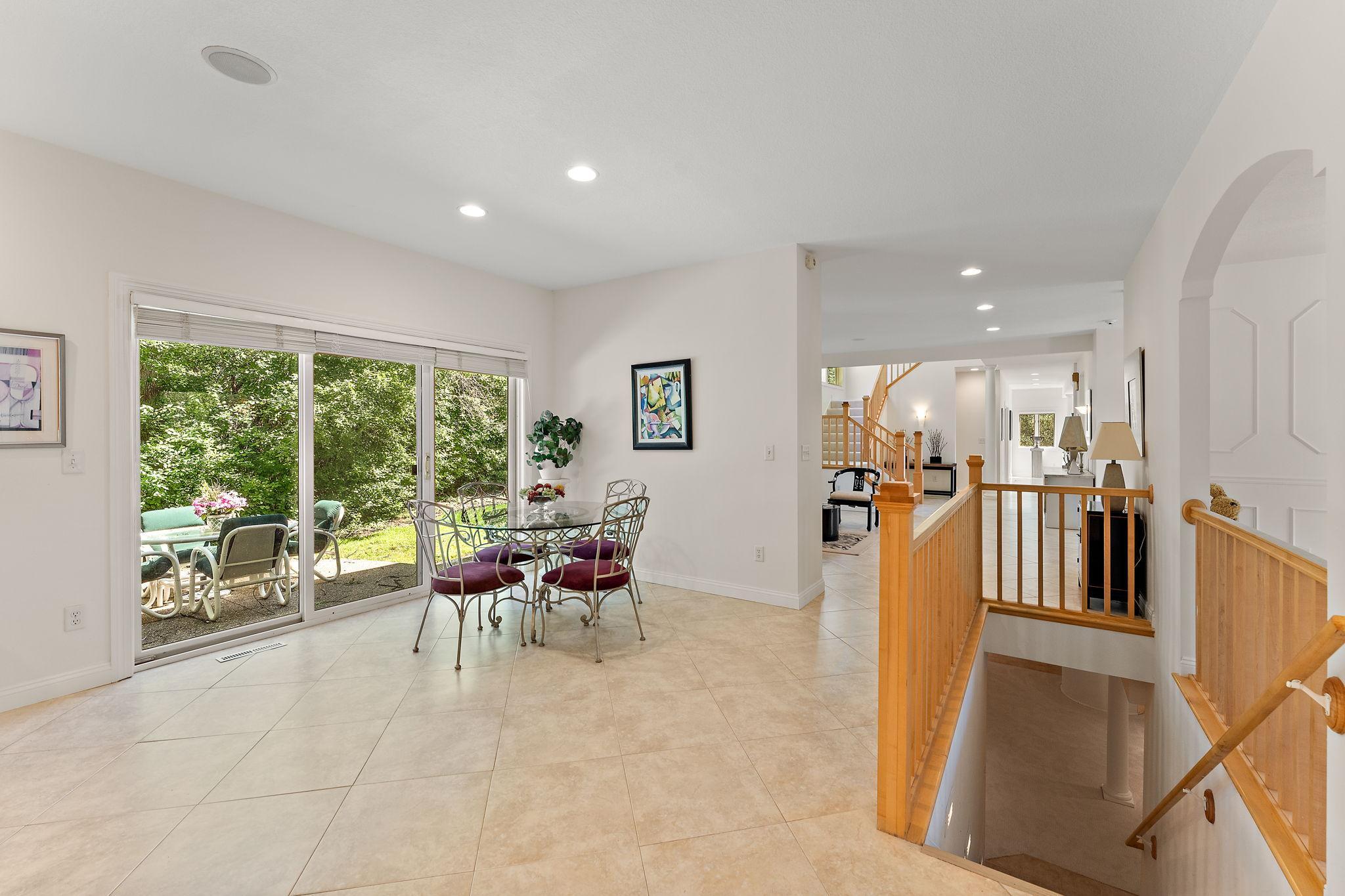 2935 Minnehaha Curve E Property Photo 16