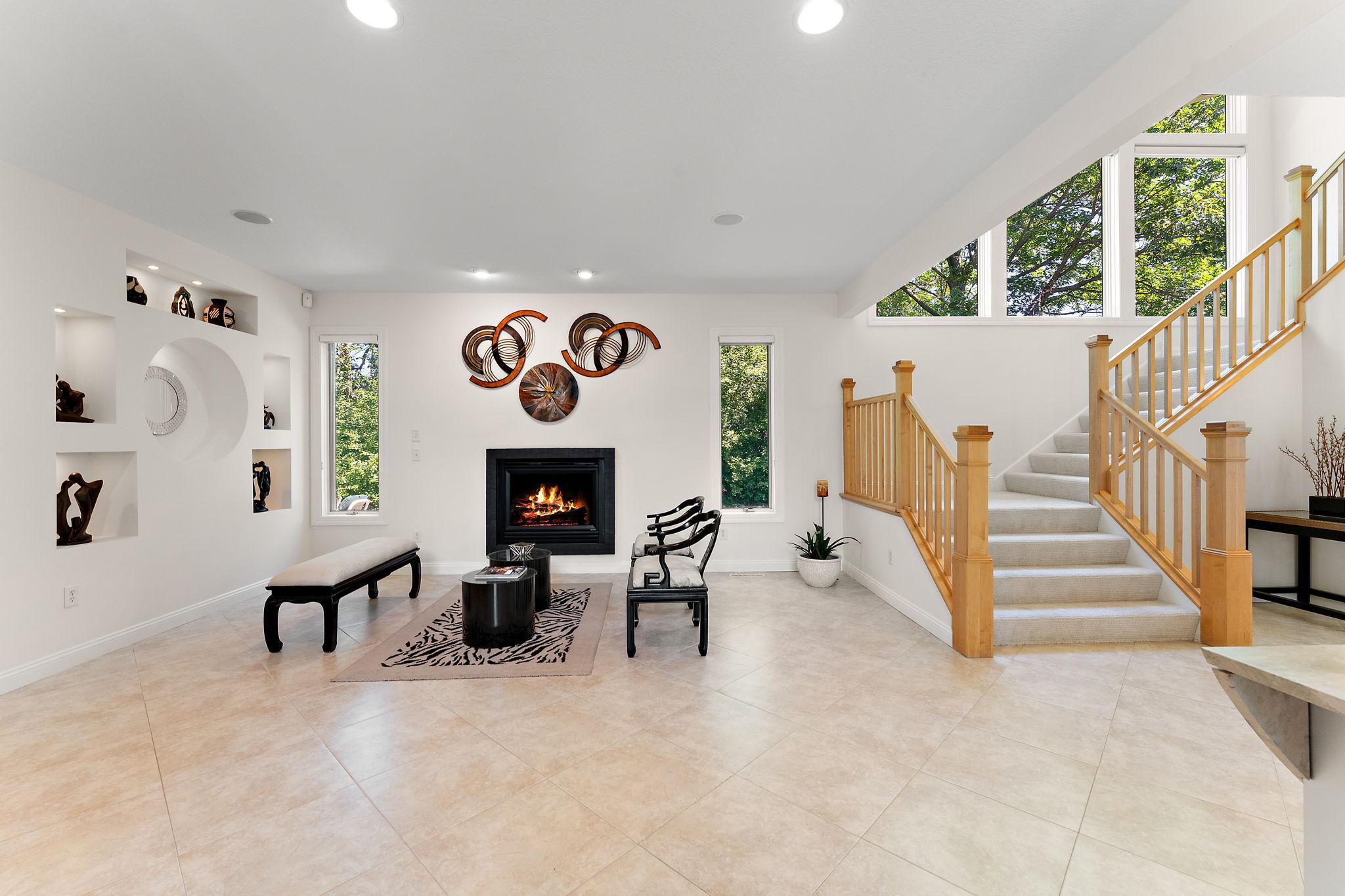 2935 Minnehaha Curve E Property Photo 19