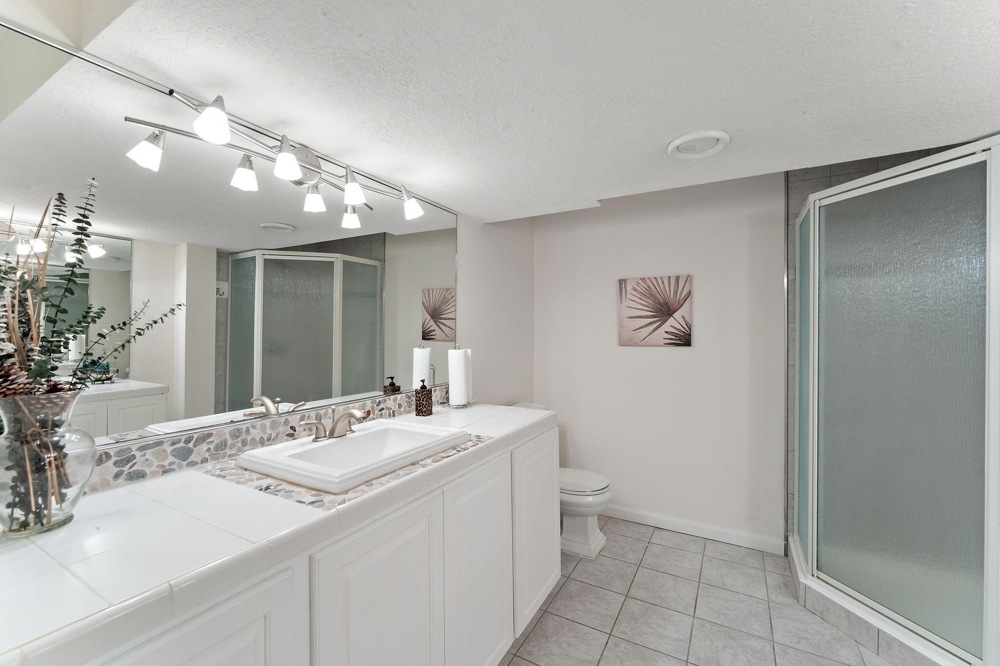 2935 Minnehaha Curve E Property Photo 63