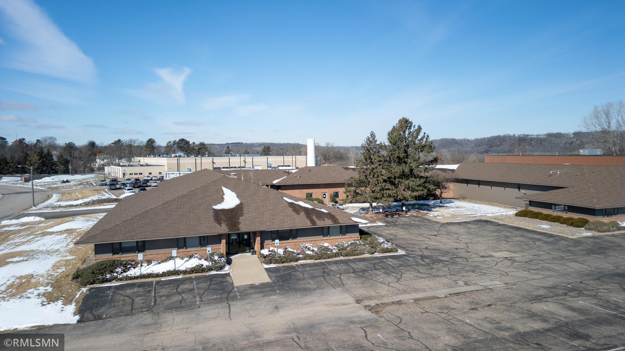 5140 Moundview Drive Property Photo 35