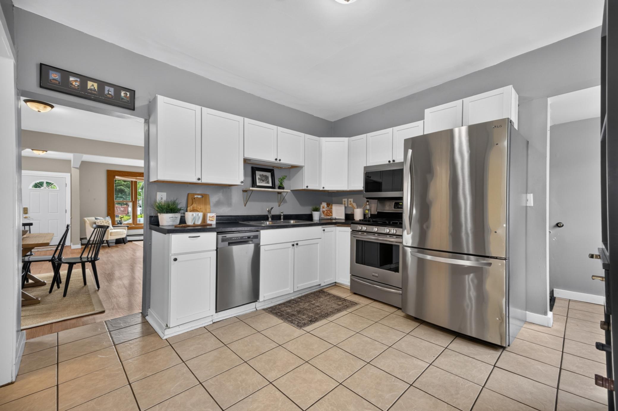 1033 Armstrong Avenue Property Photo 15