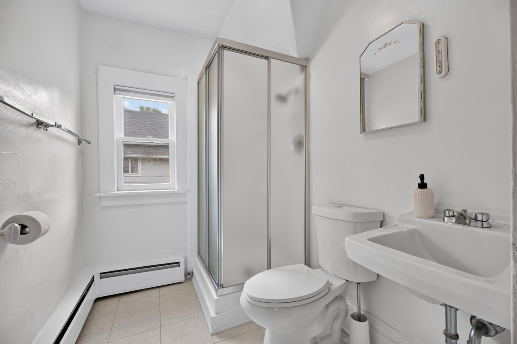1033 Armstrong Avenue Property Photo 27