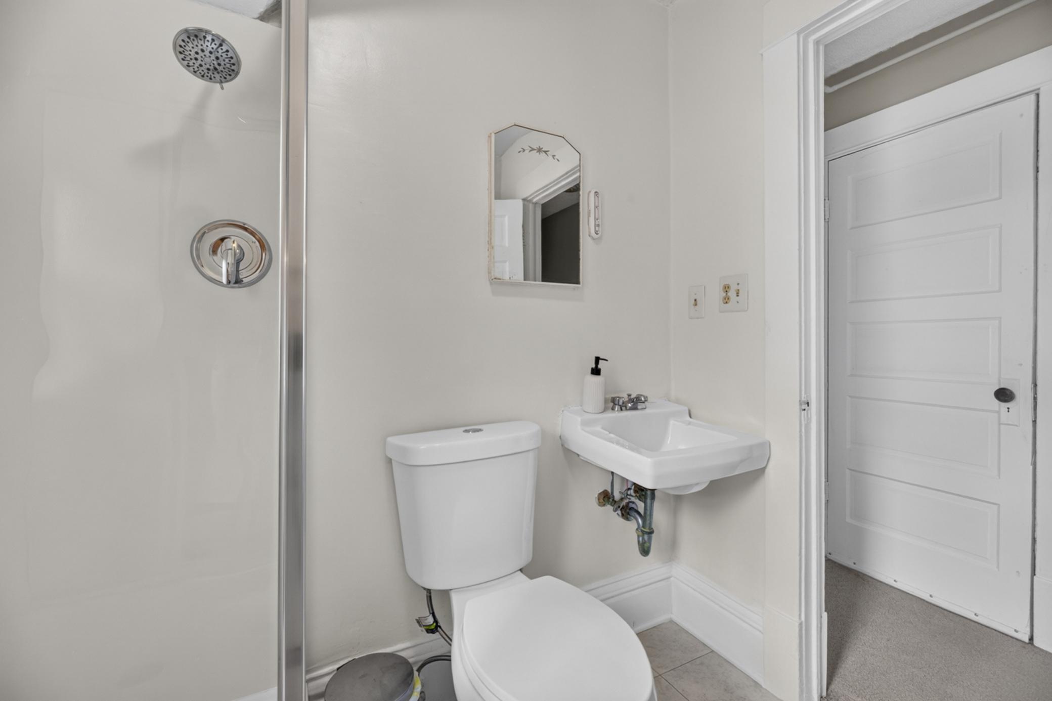 1033 Armstrong Avenue Property Photo 28