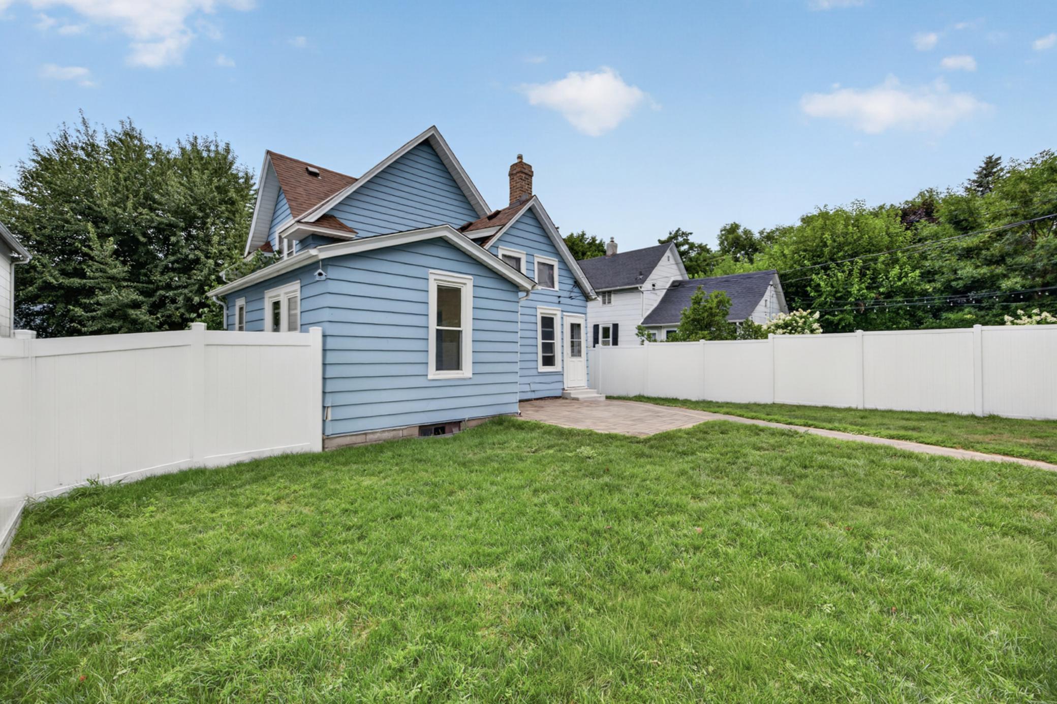 1033 Armstrong Avenue Property Photo 32