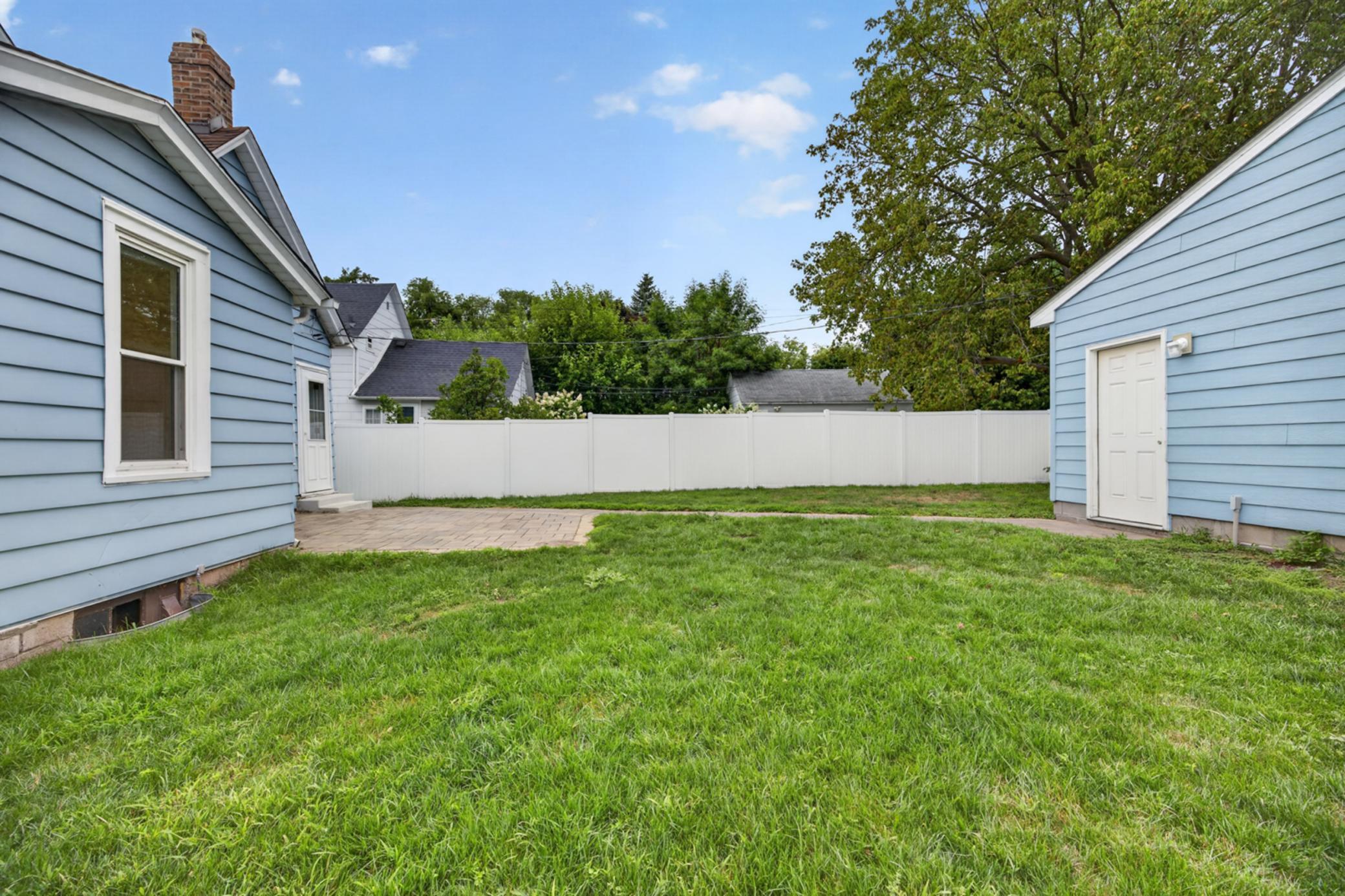 1033 Armstrong Avenue Property Photo 33