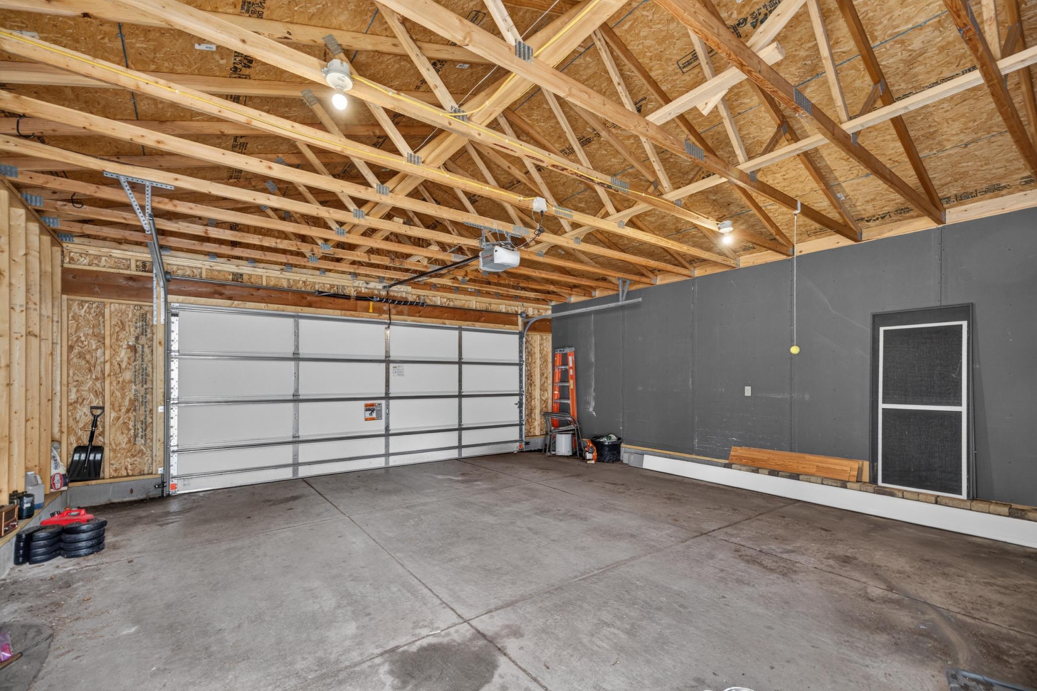 1033 Armstrong Avenue Property Photo 34
