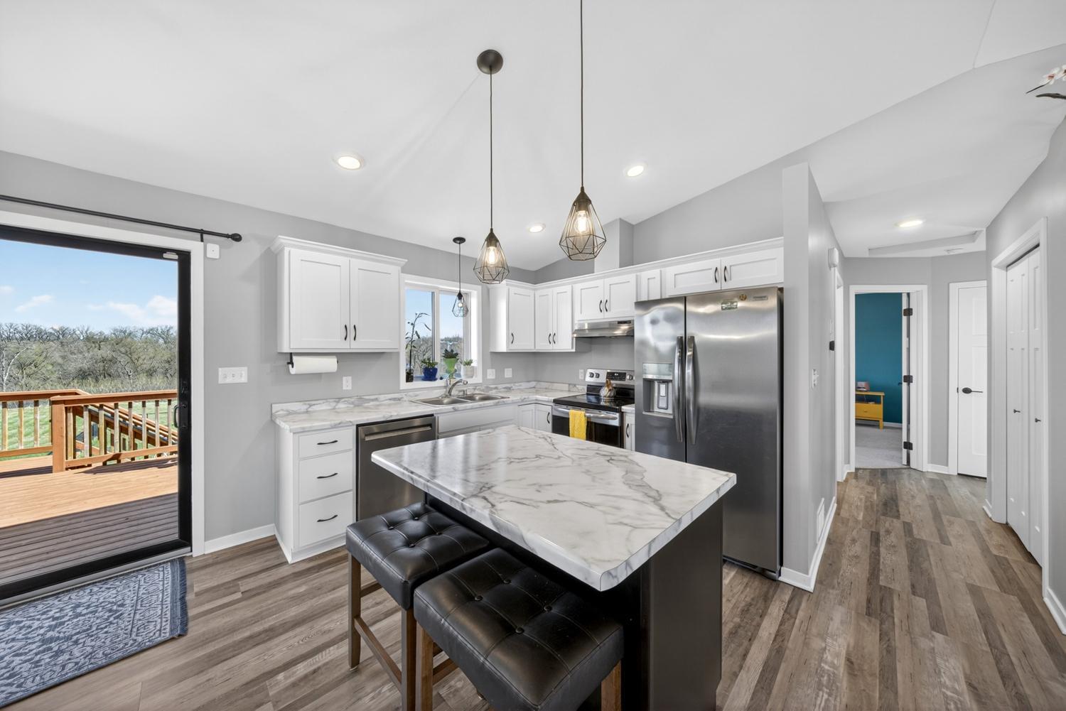 1051 3rd Street Property Photo 6