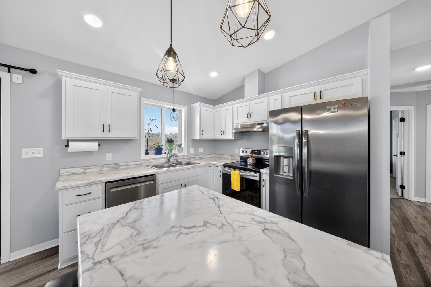 1051 3rd Street Property Photo 7