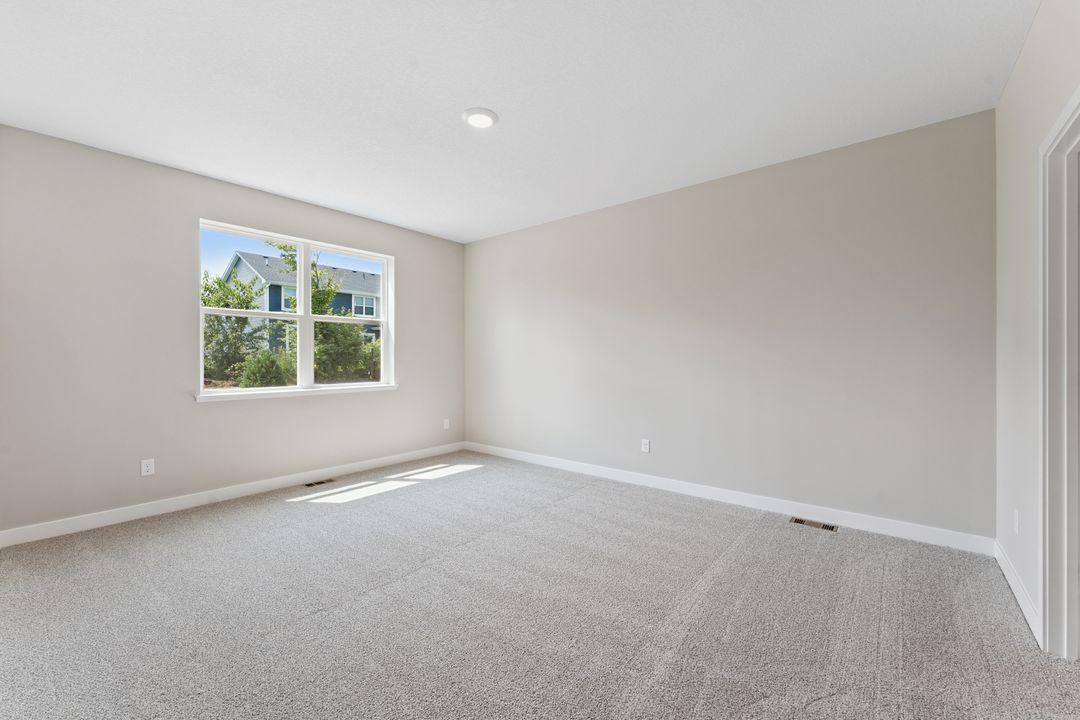 23879 Ashbury Drive Property Photo 12