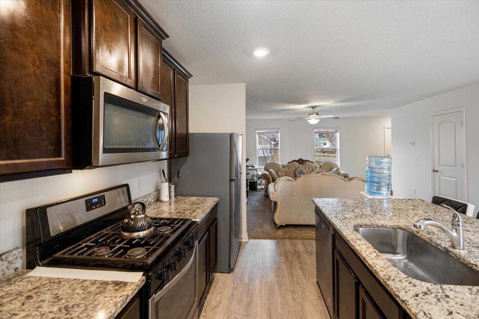 1023 White Tail Lane Property Photo 17