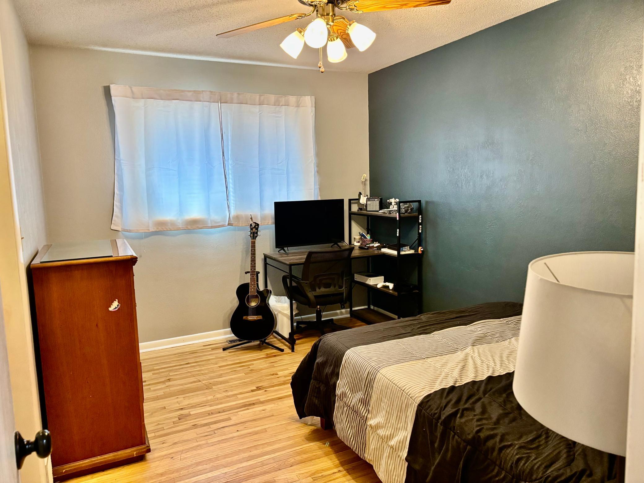 406 Robin Road Property Photo 15