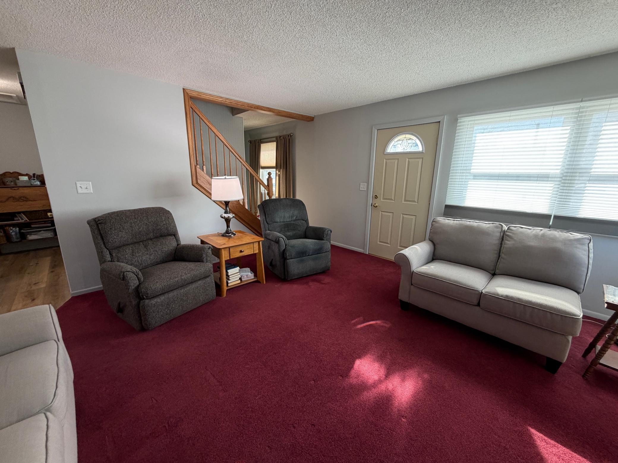 401 Center Street E Property Photo 13