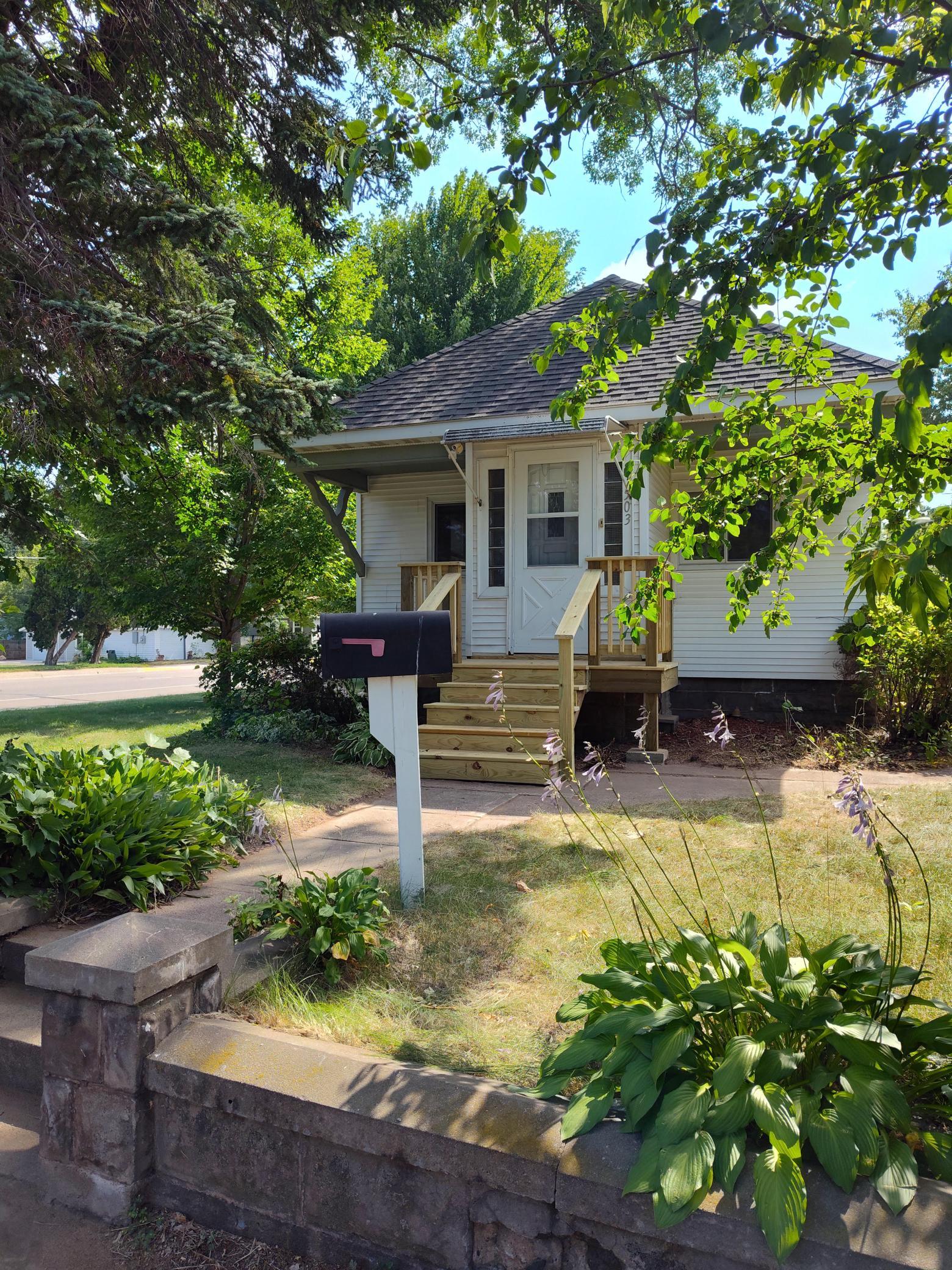 503 Franklin Avenue Property Photo 1