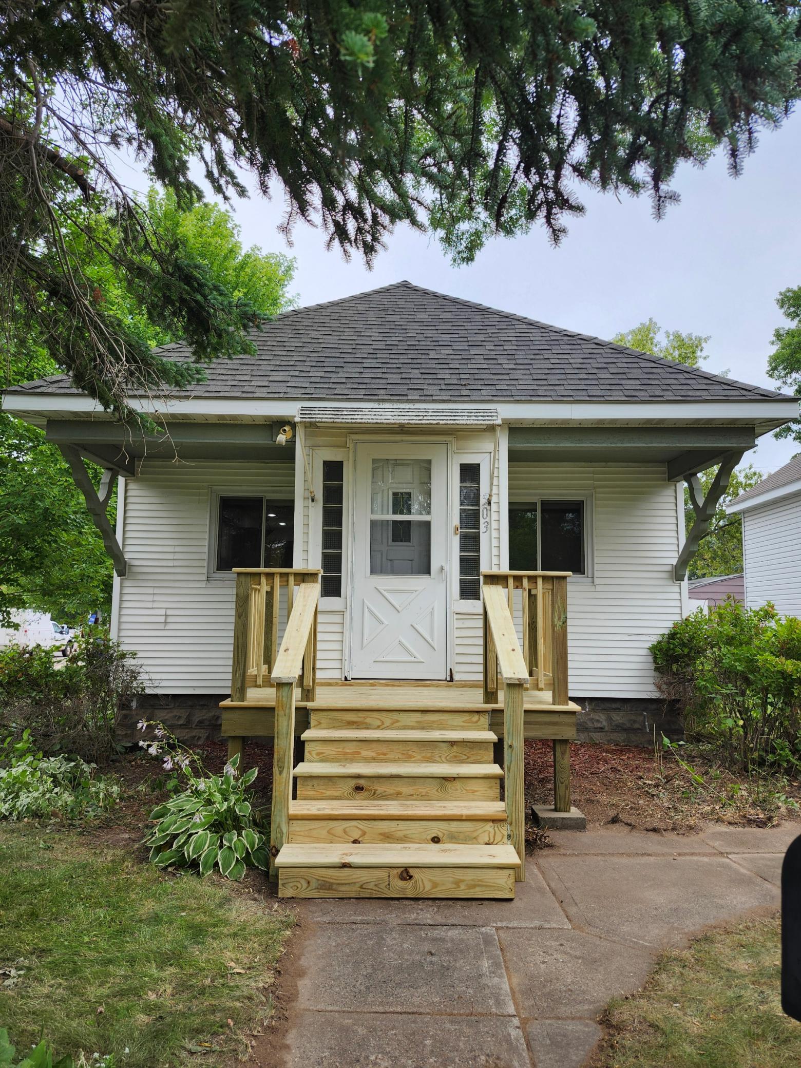503 Franklin Avenue Property Photo 2