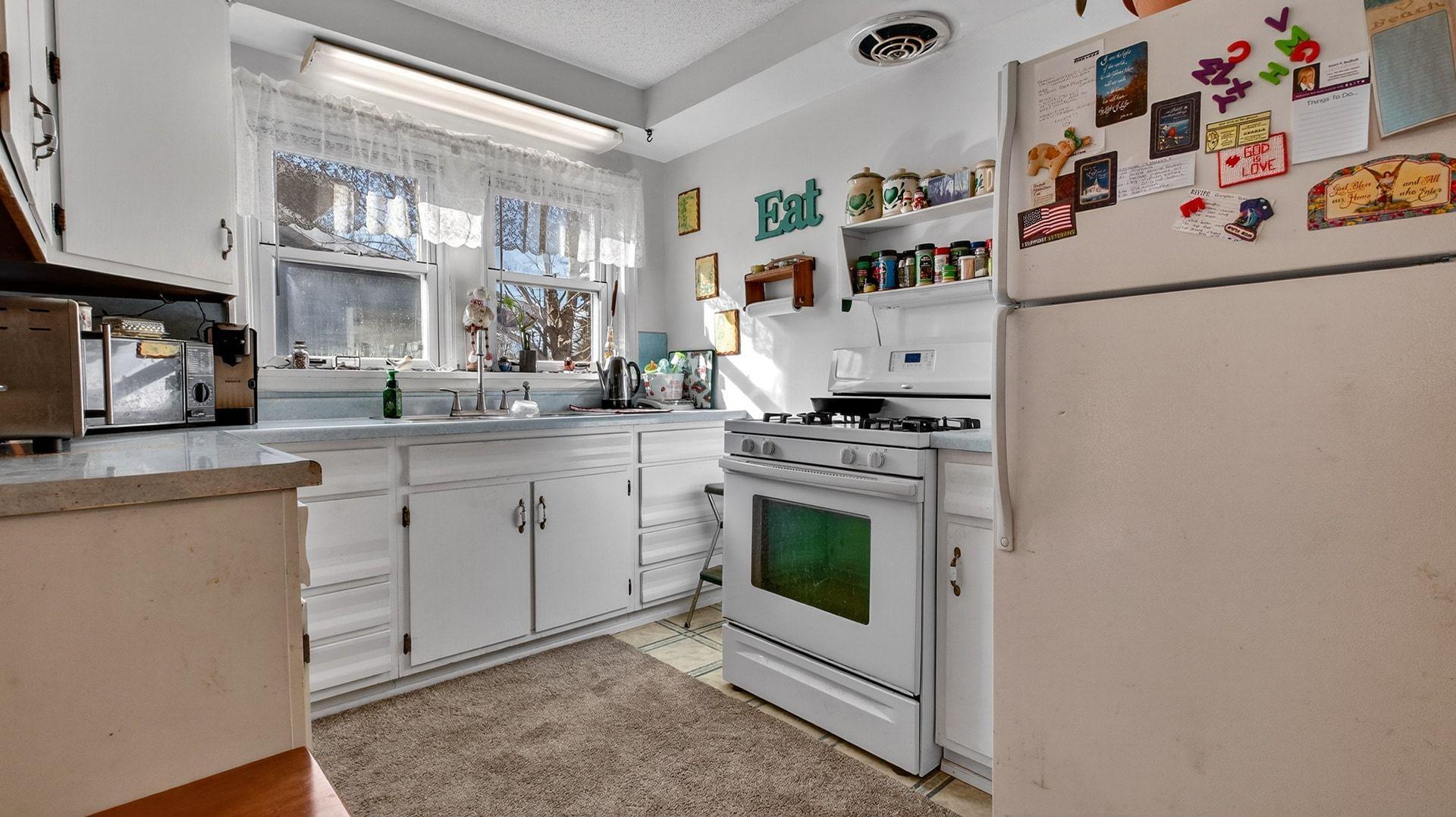 512 W Evans Street Property Photo 8