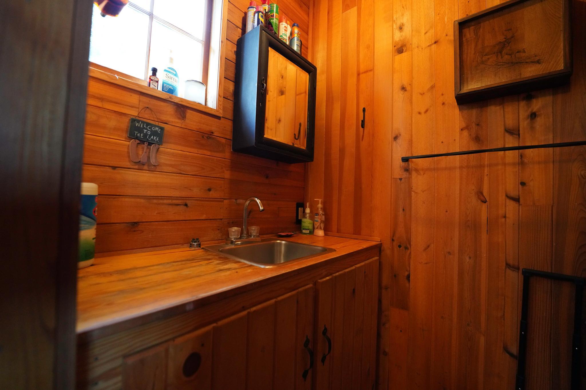 3031 Black Bay Road Property Photo 23