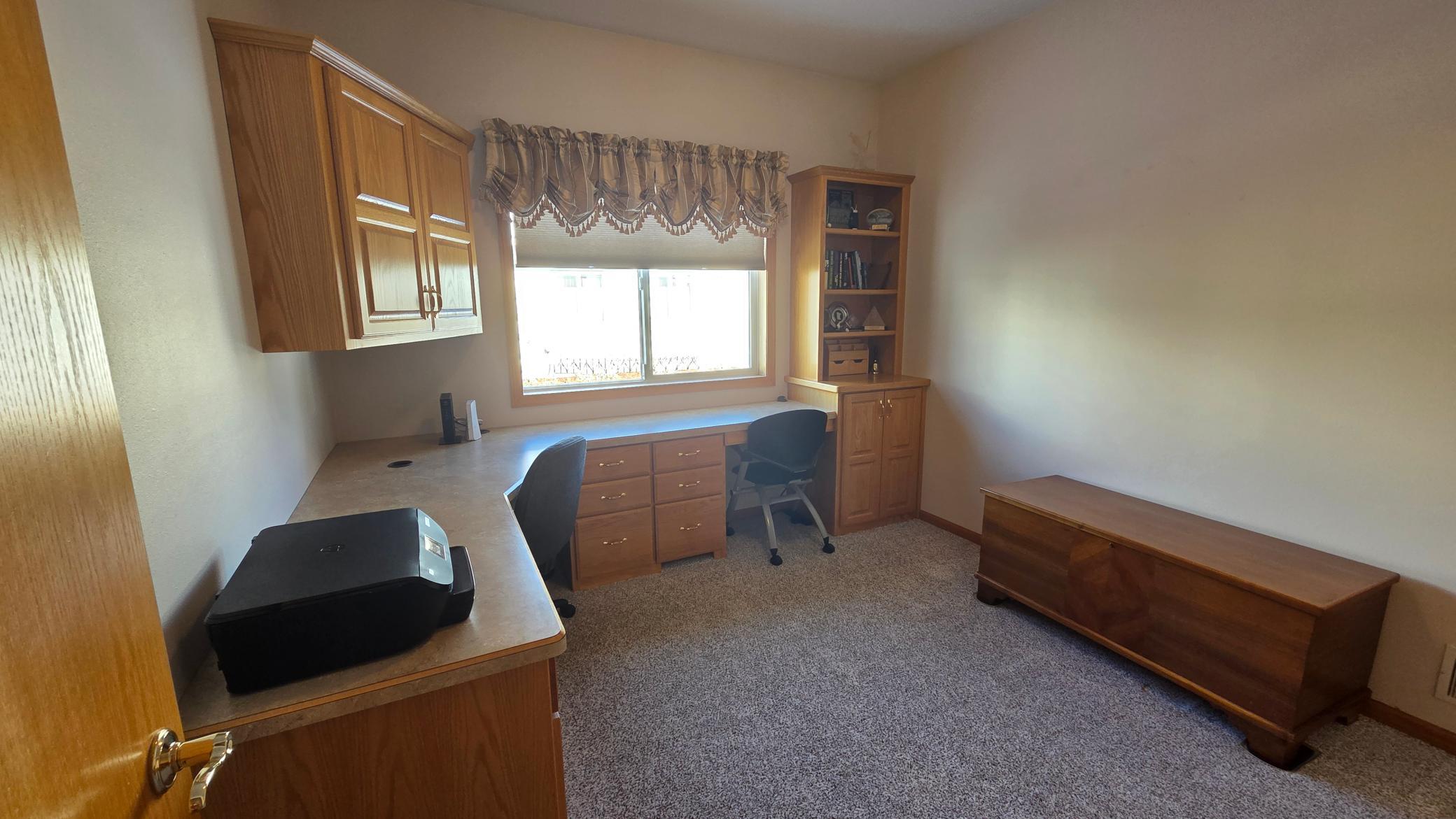165 Cardinal Lane Property Photo 31