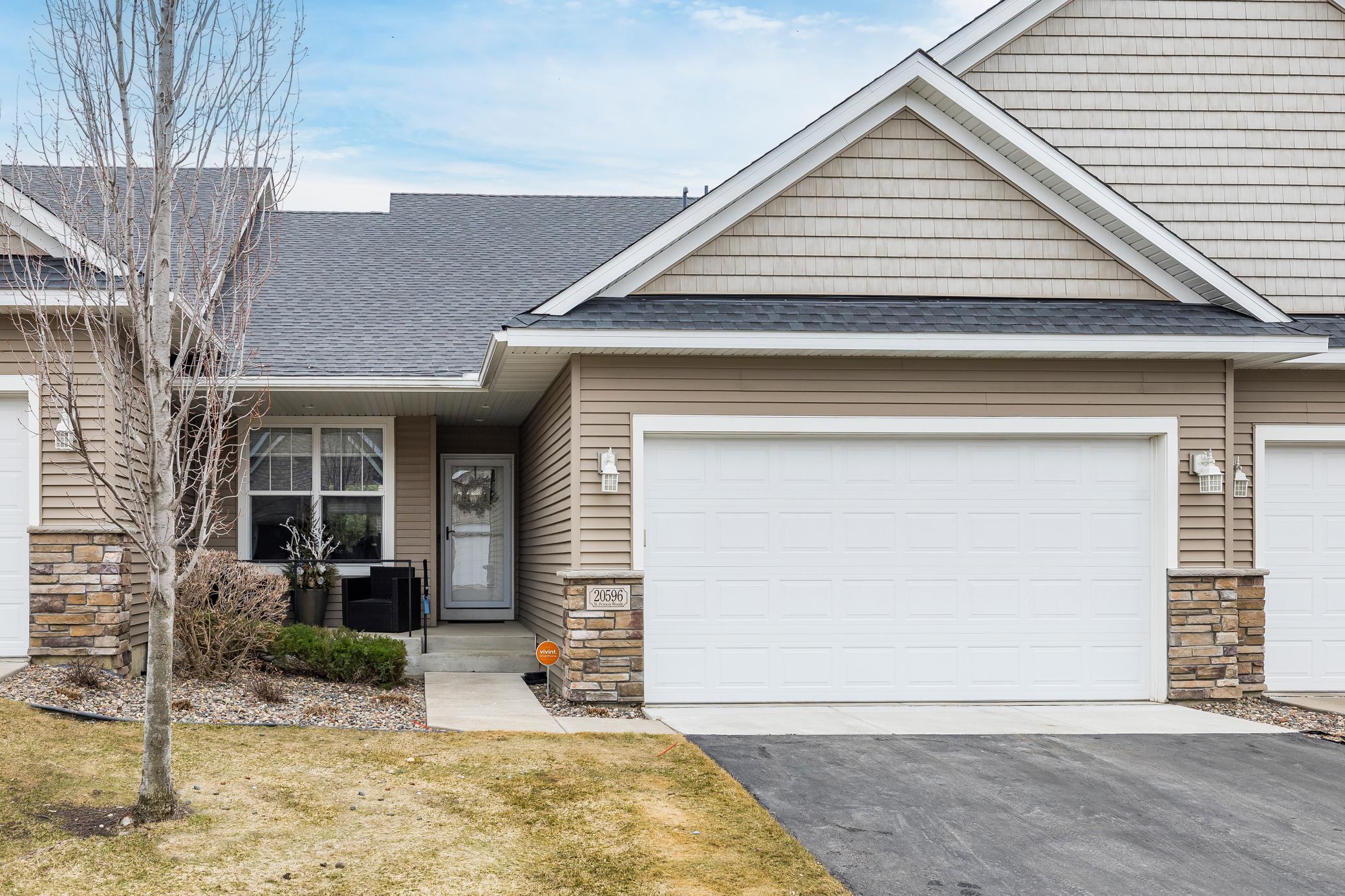 20596 Kearney Path Property Photo 5