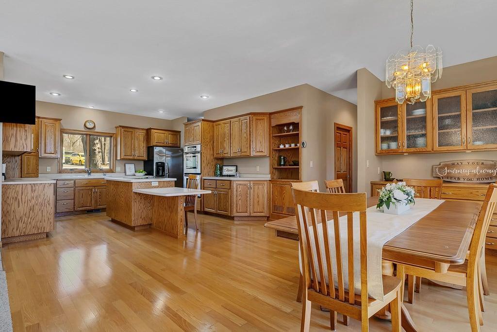 25411 Daventry Road Property Photo 15