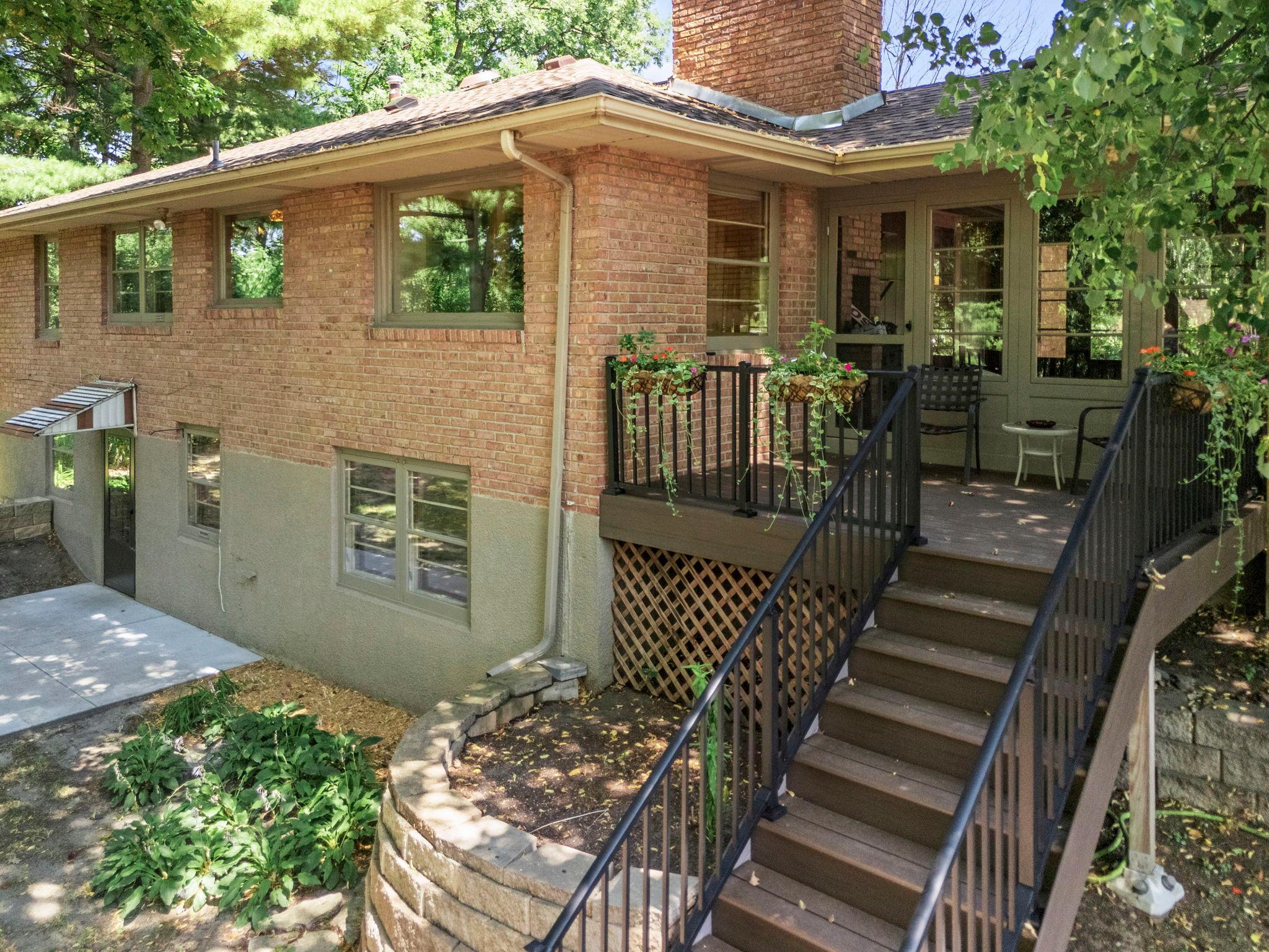 4344 Williston Road Property Photo 4