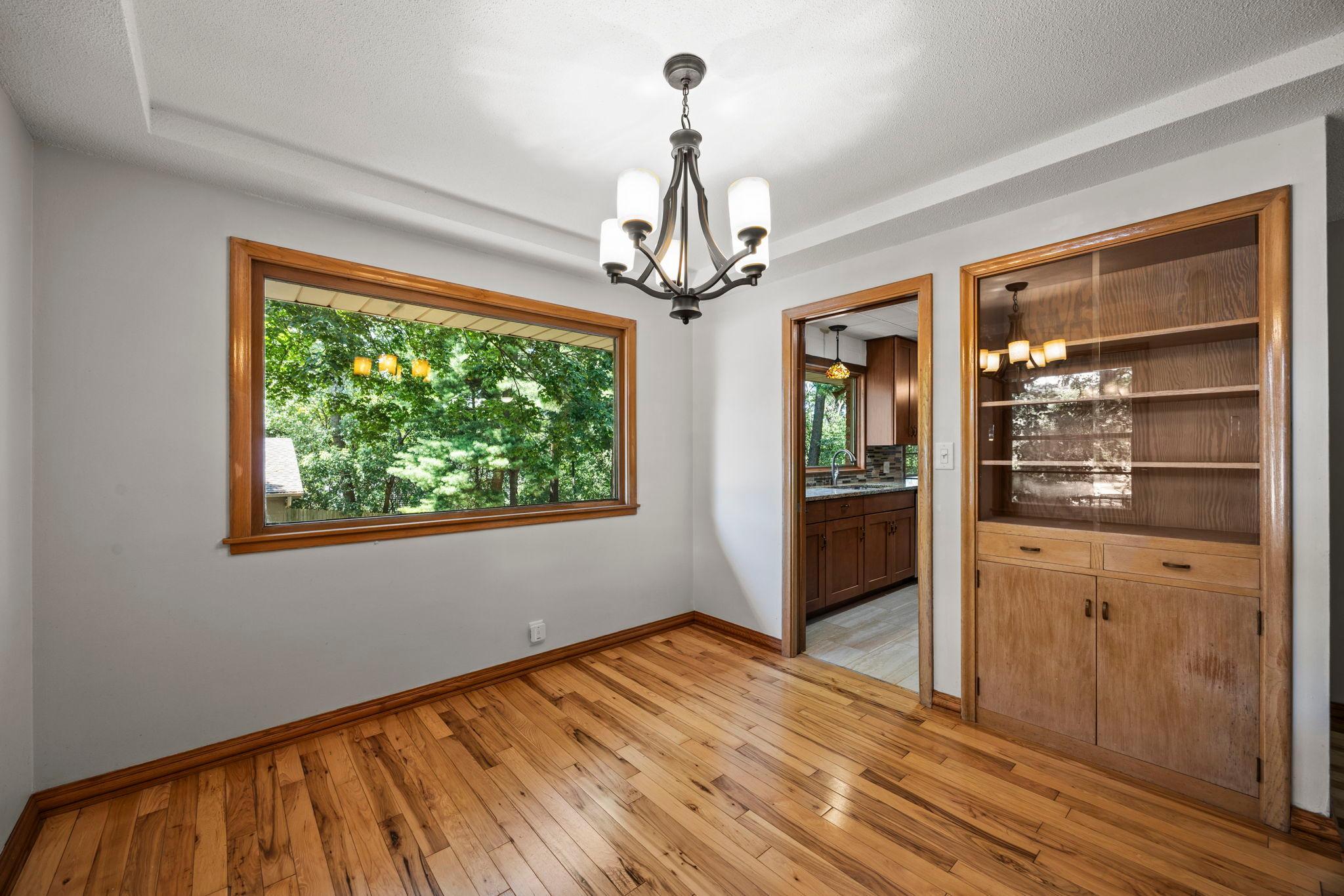 4344 Williston Road Property Photo 10
