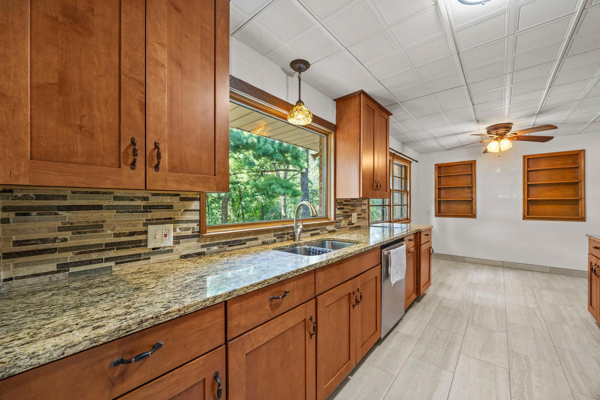 4344 Williston Road Property Photo 11