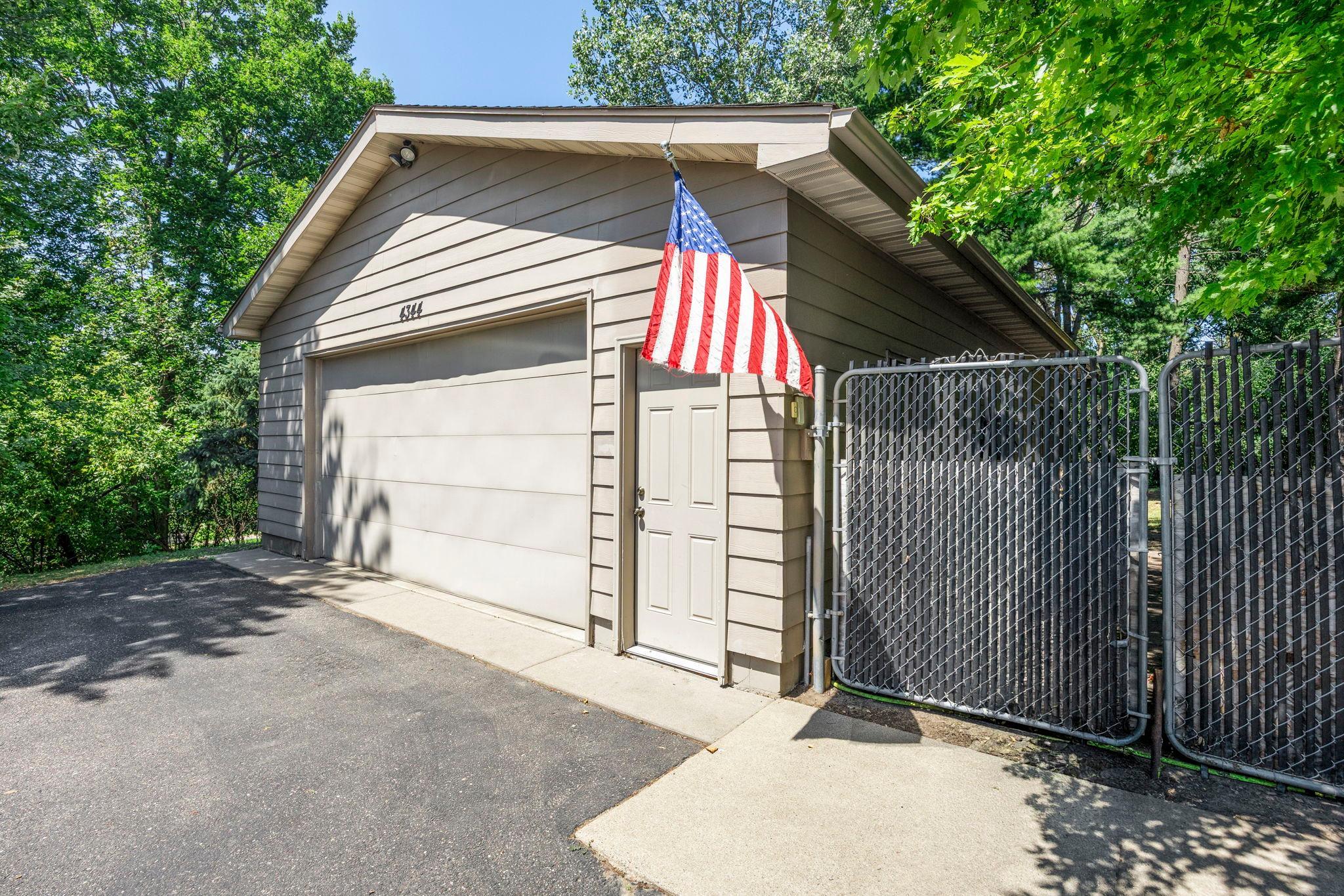 4344 Williston Road Property Photo 30