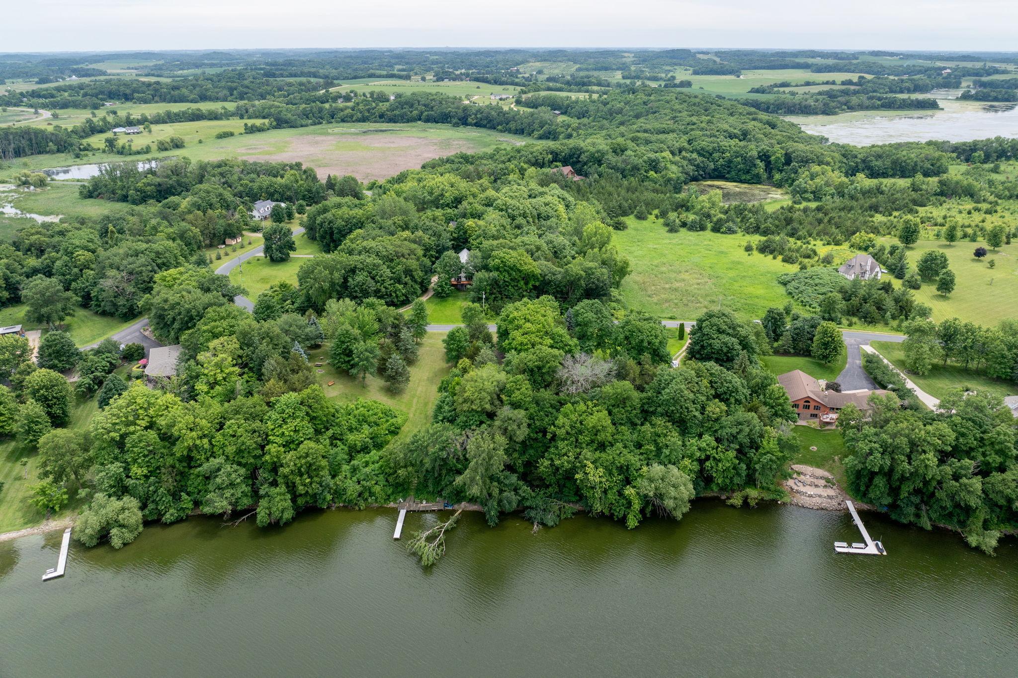 24444 & 24462 Arrowhead Trail Property Photo 17