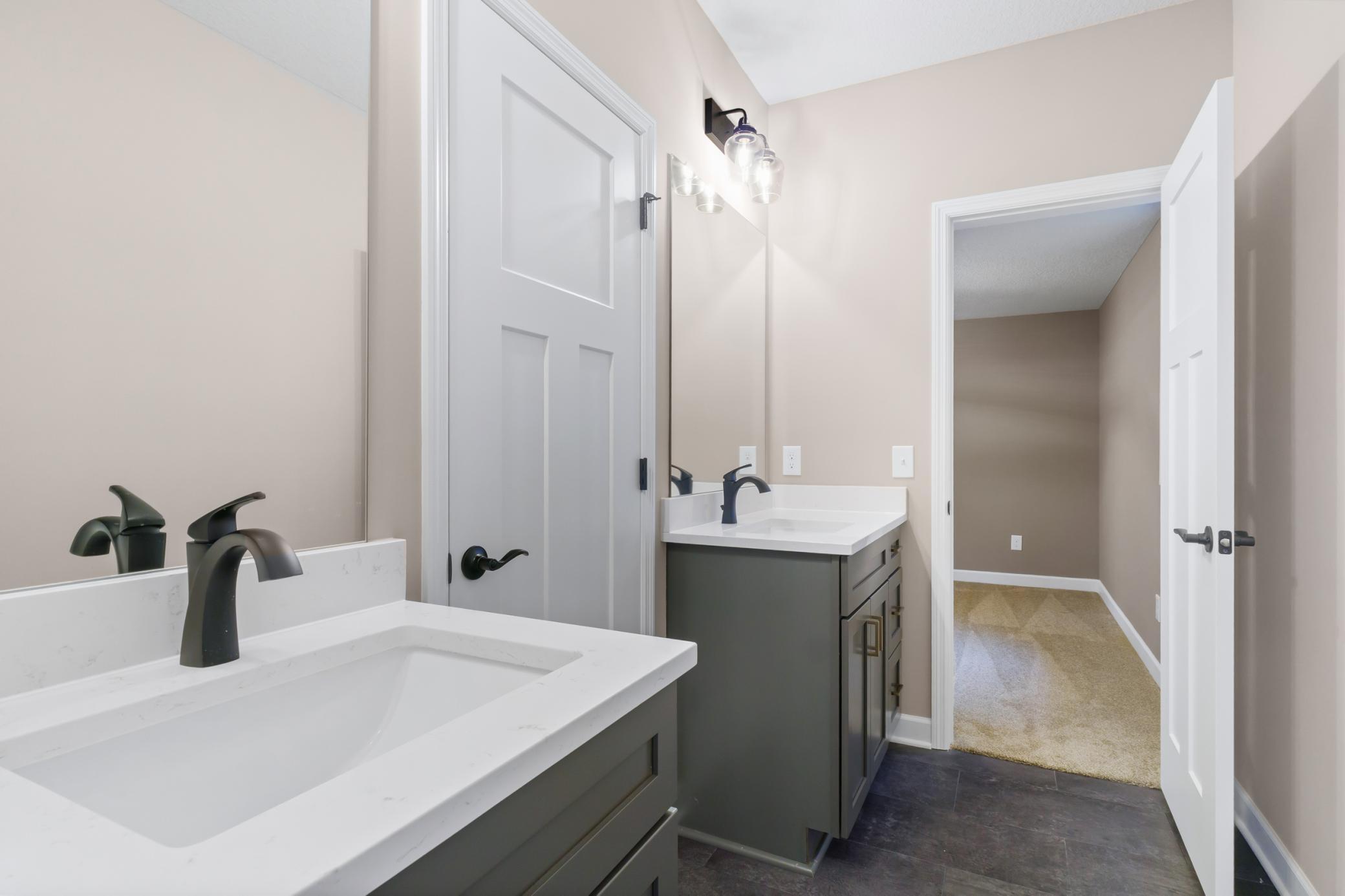 6839 Timberview Court Property Photo 15