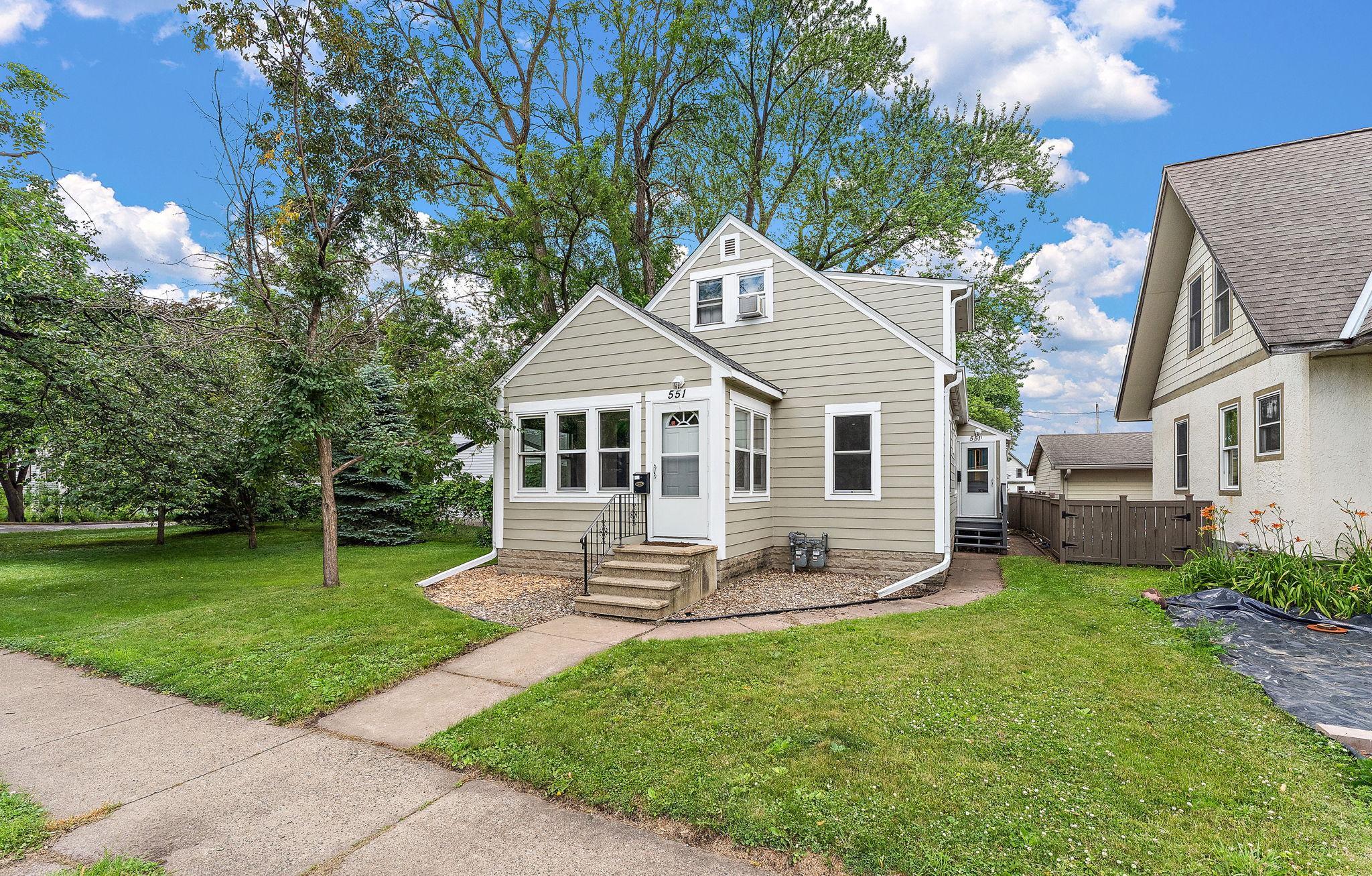 551 Pascal Street N Property Photo 1