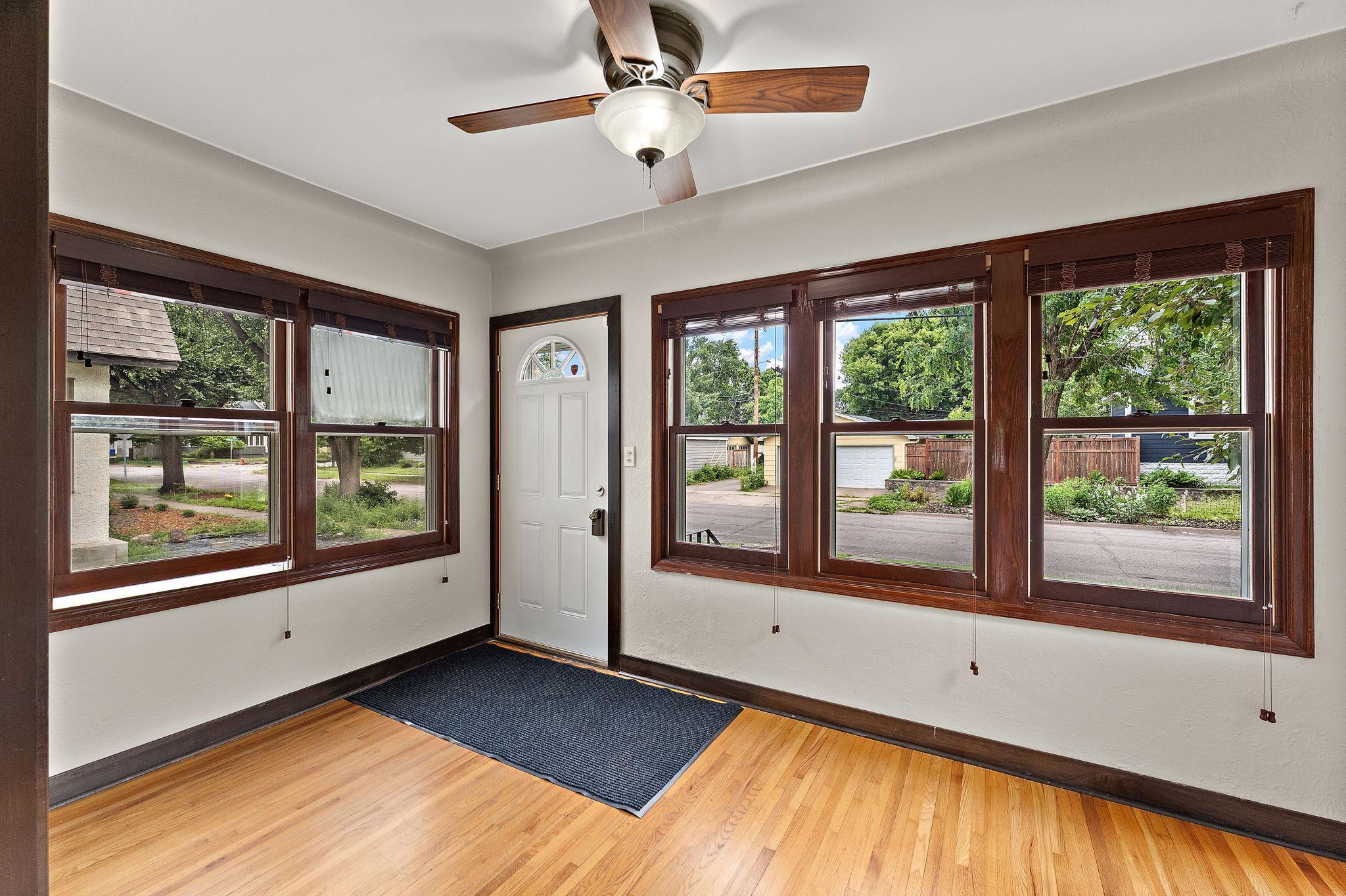 551 Pascal Street N Property Photo 11