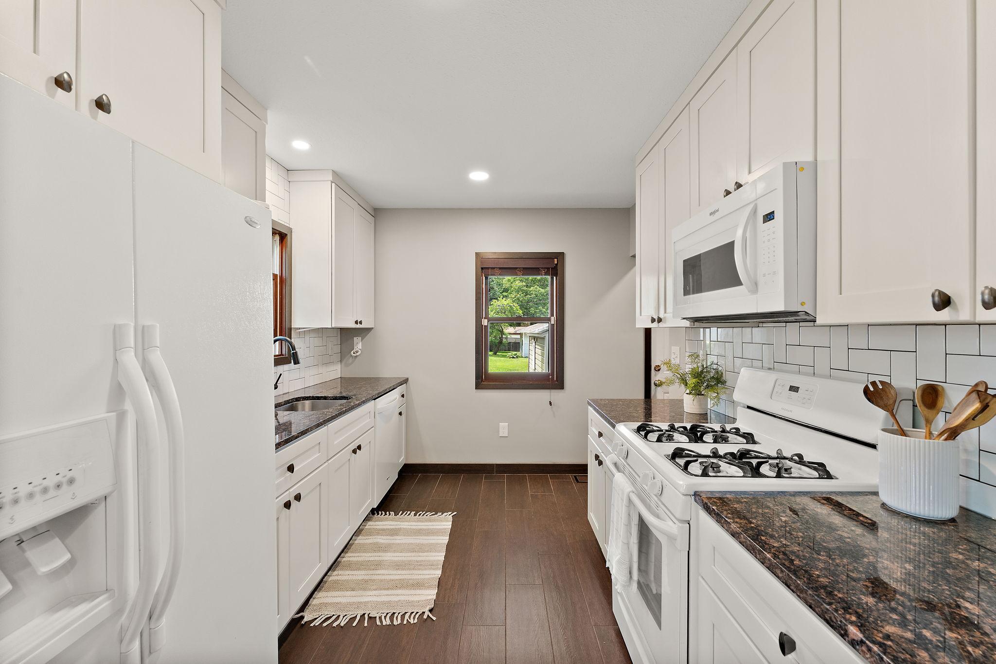 551 Pascal Street N Property Photo 13