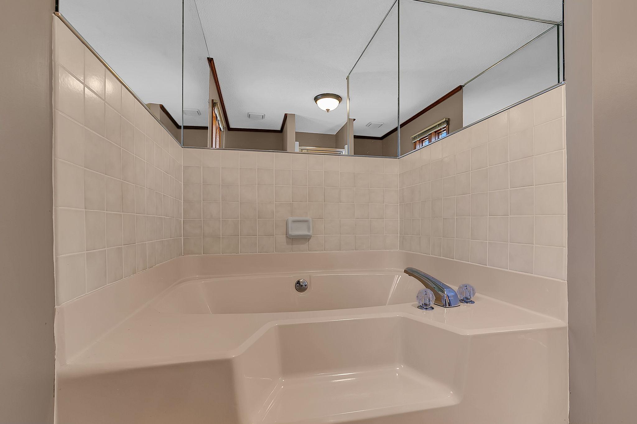 3118 Devon Terrace Property Photo 35