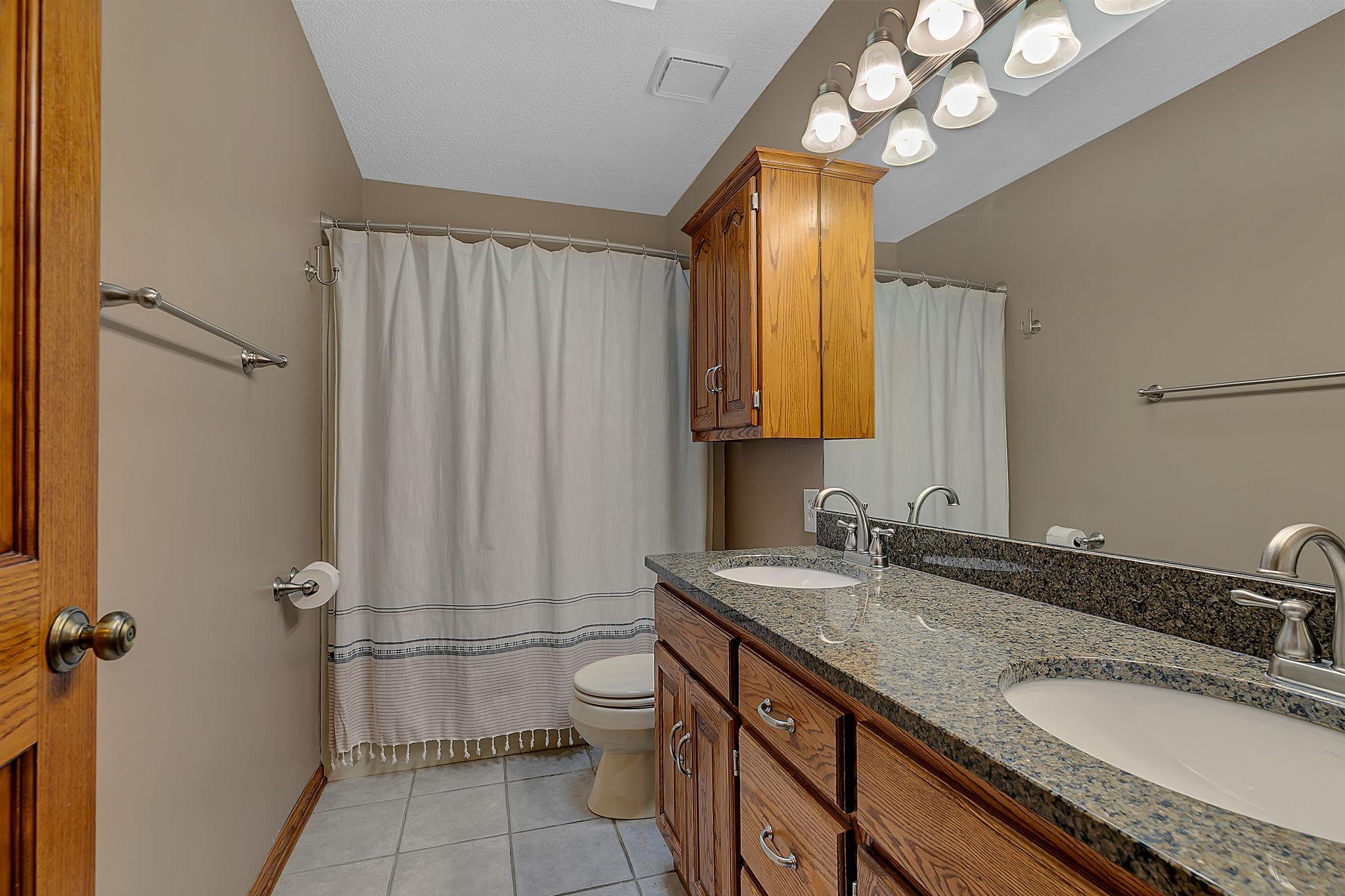 3118 Devon Terrace Property Photo 39