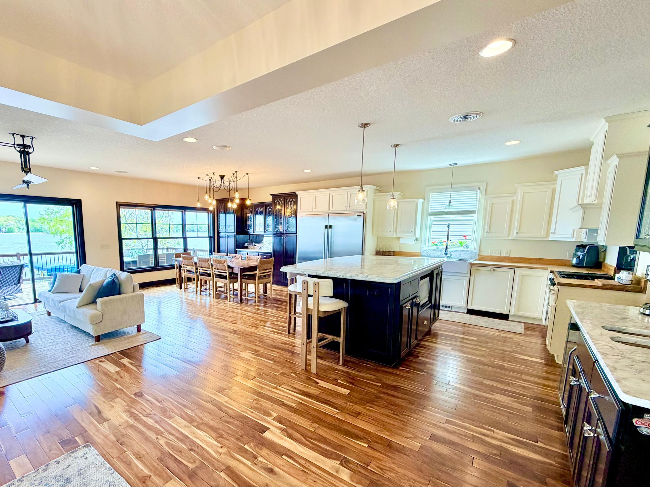 5060 Edgewater Drive Property Photo 11