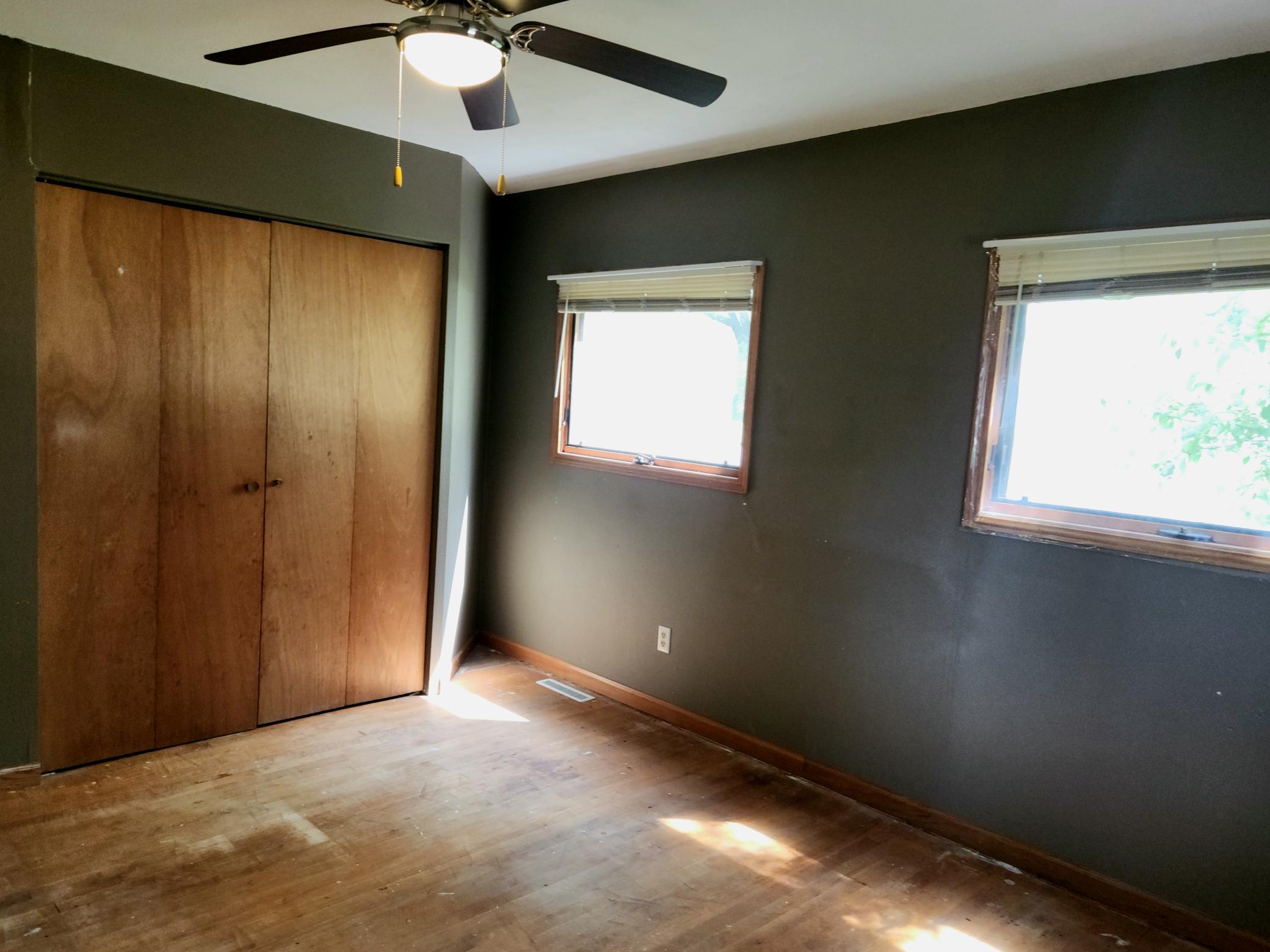 116 12th Street W Property Photo 8
