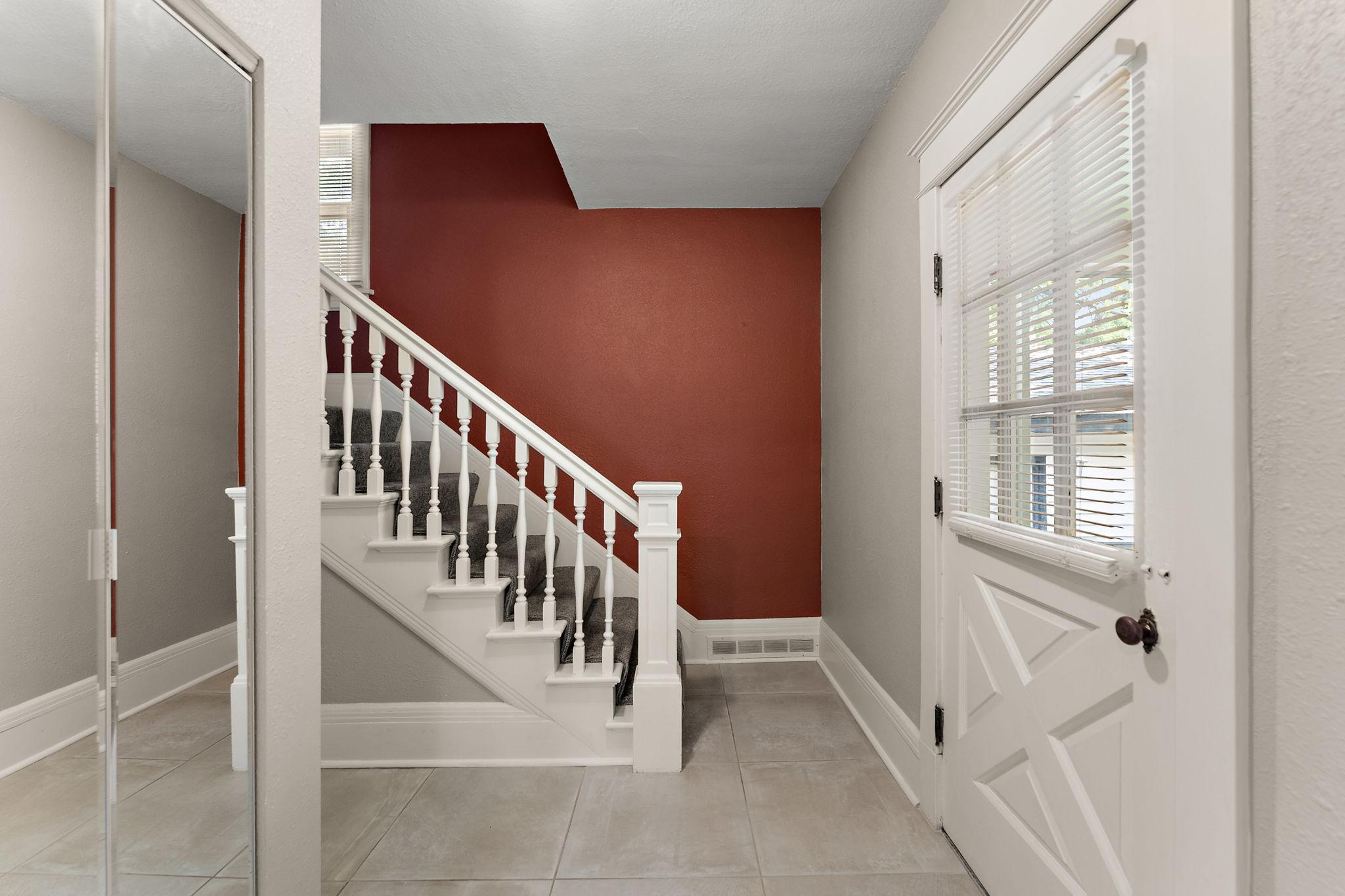 1467 Charles Avenue Property Photo 7