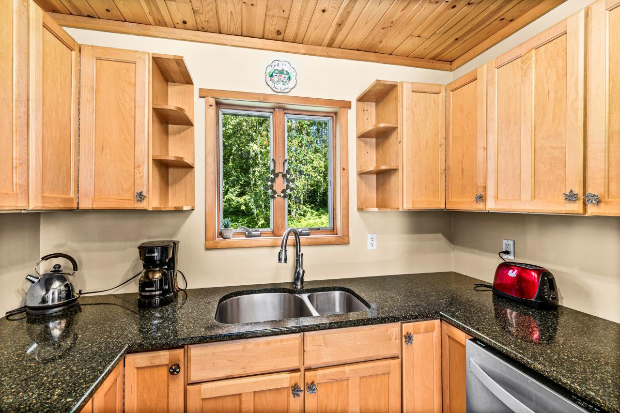 67 Snowshoe Trail Property Photo 17