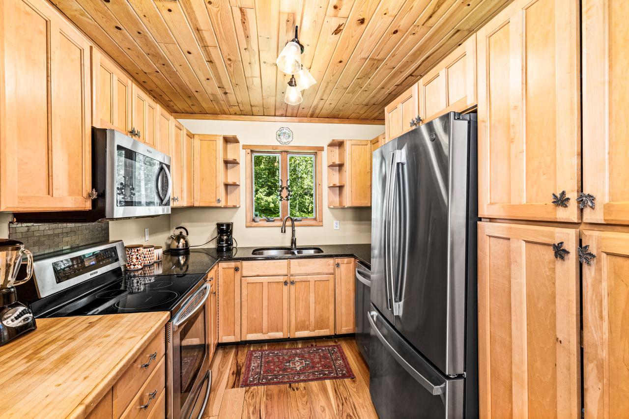 67 Snowshoe Trail Property Photo 18