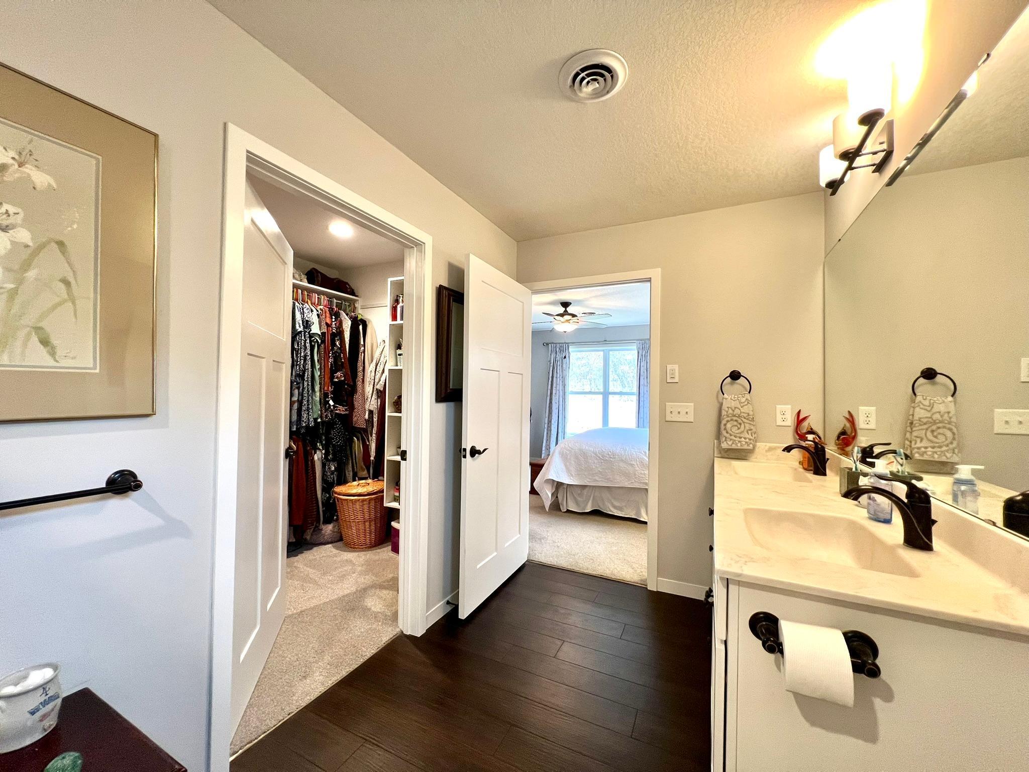 1140 Hewitt Boulevard Property Photo 24
