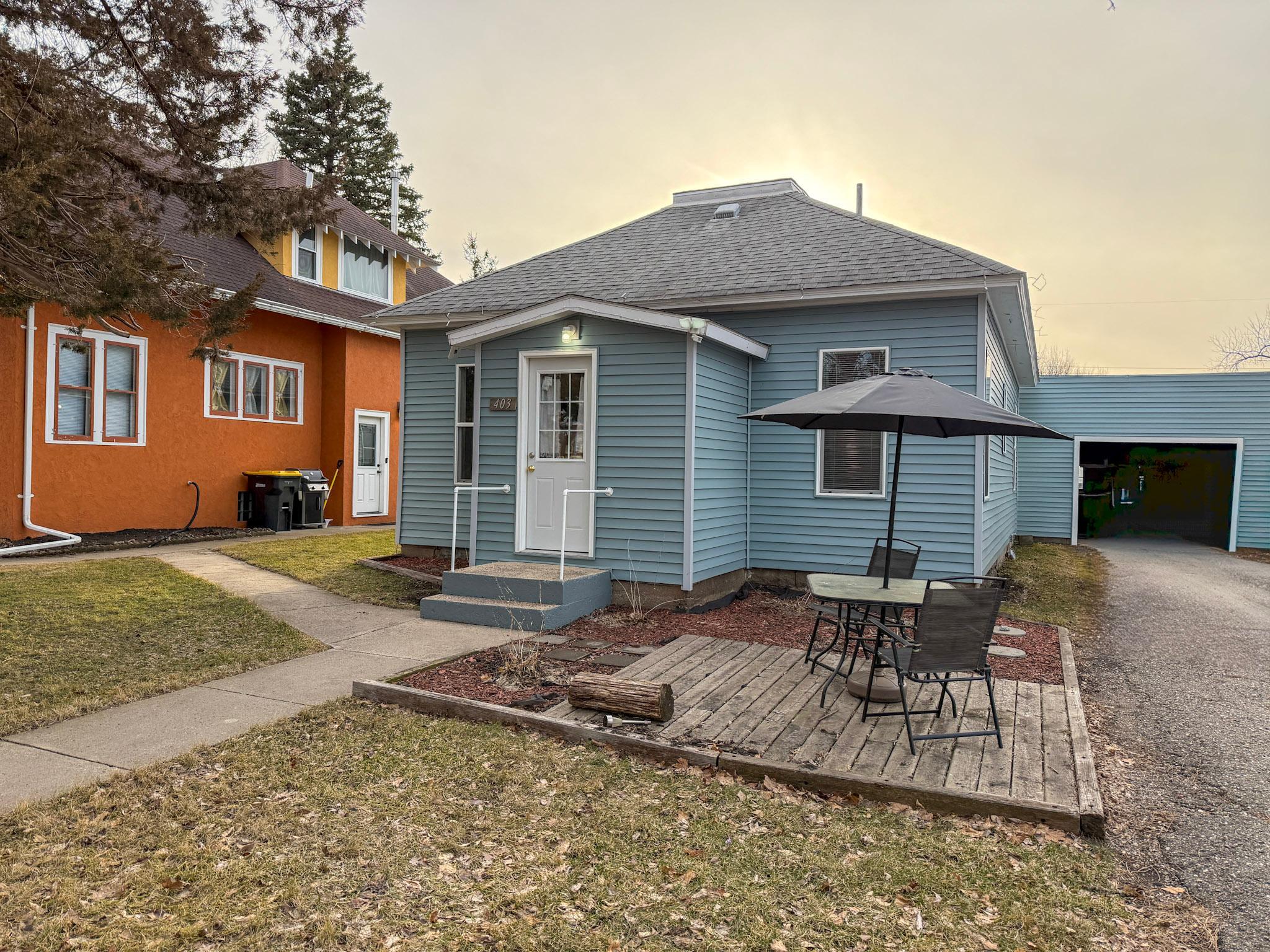 403 4th Street Property Photo 1