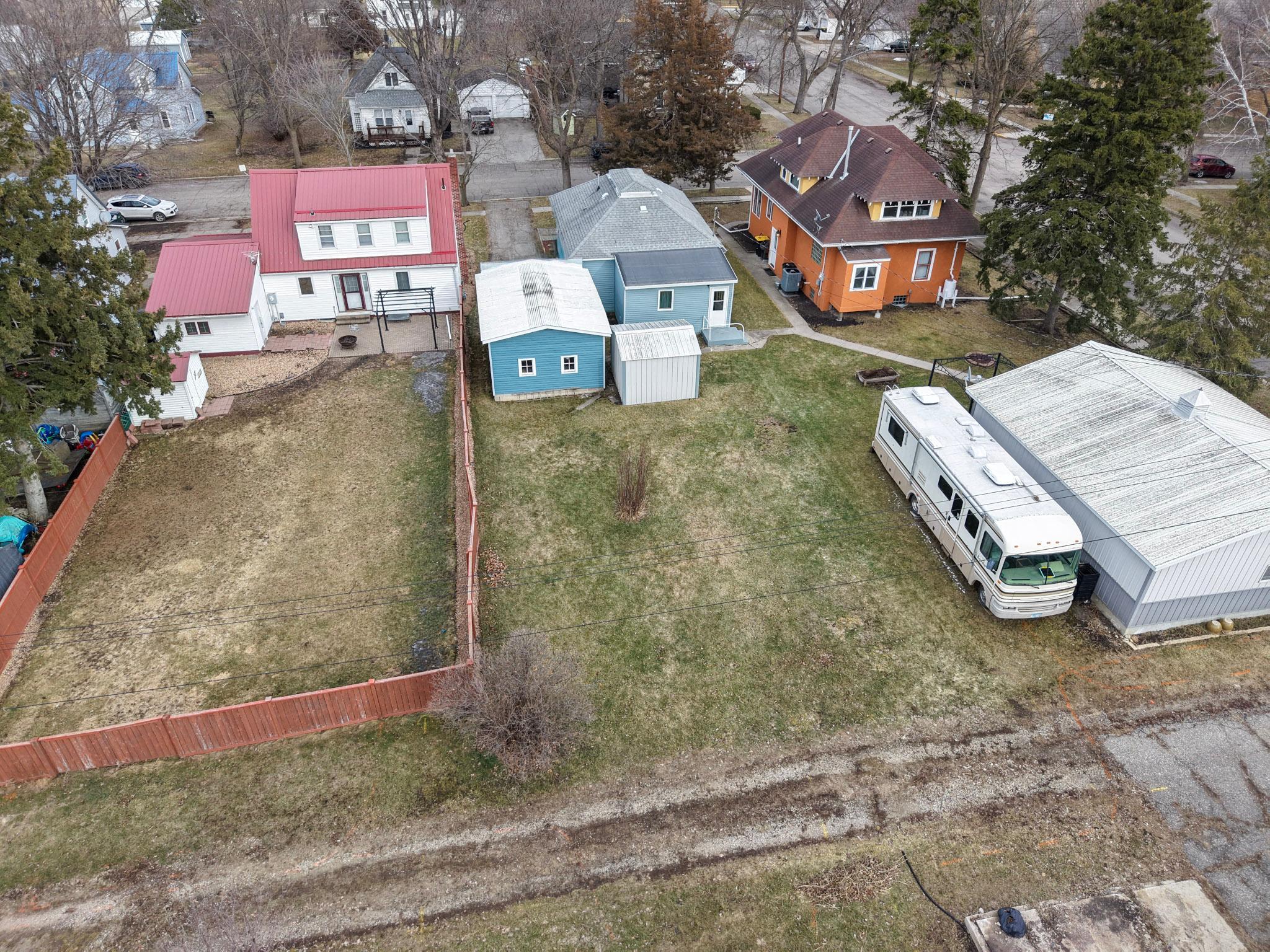 403 4th Street Property Photo 3